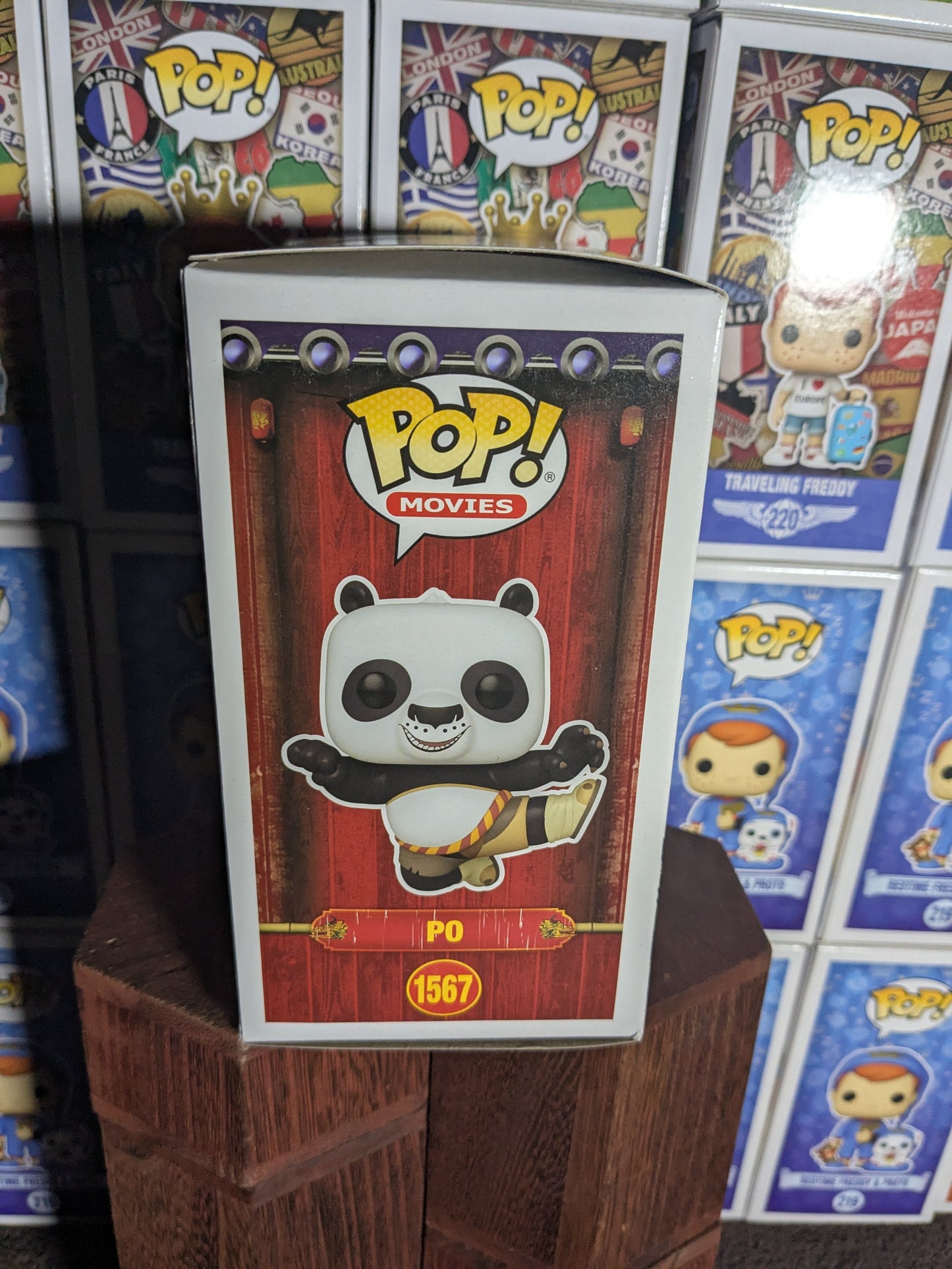 Funko pop 1567 : Po (SSE) - CapyToys