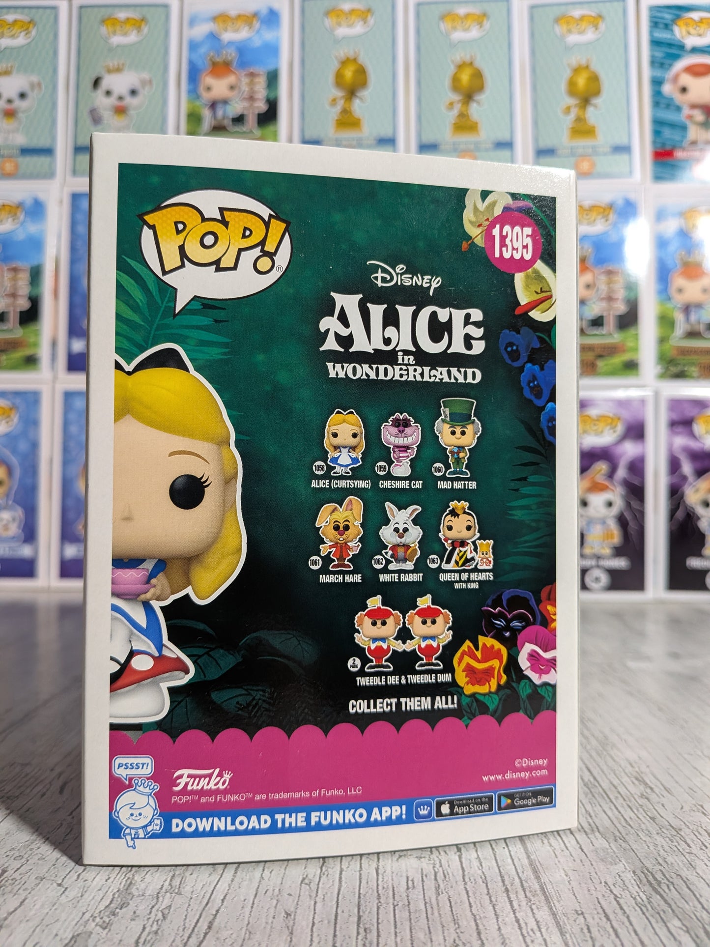 Funko Pop Disney #1395 - Alice with Tea
