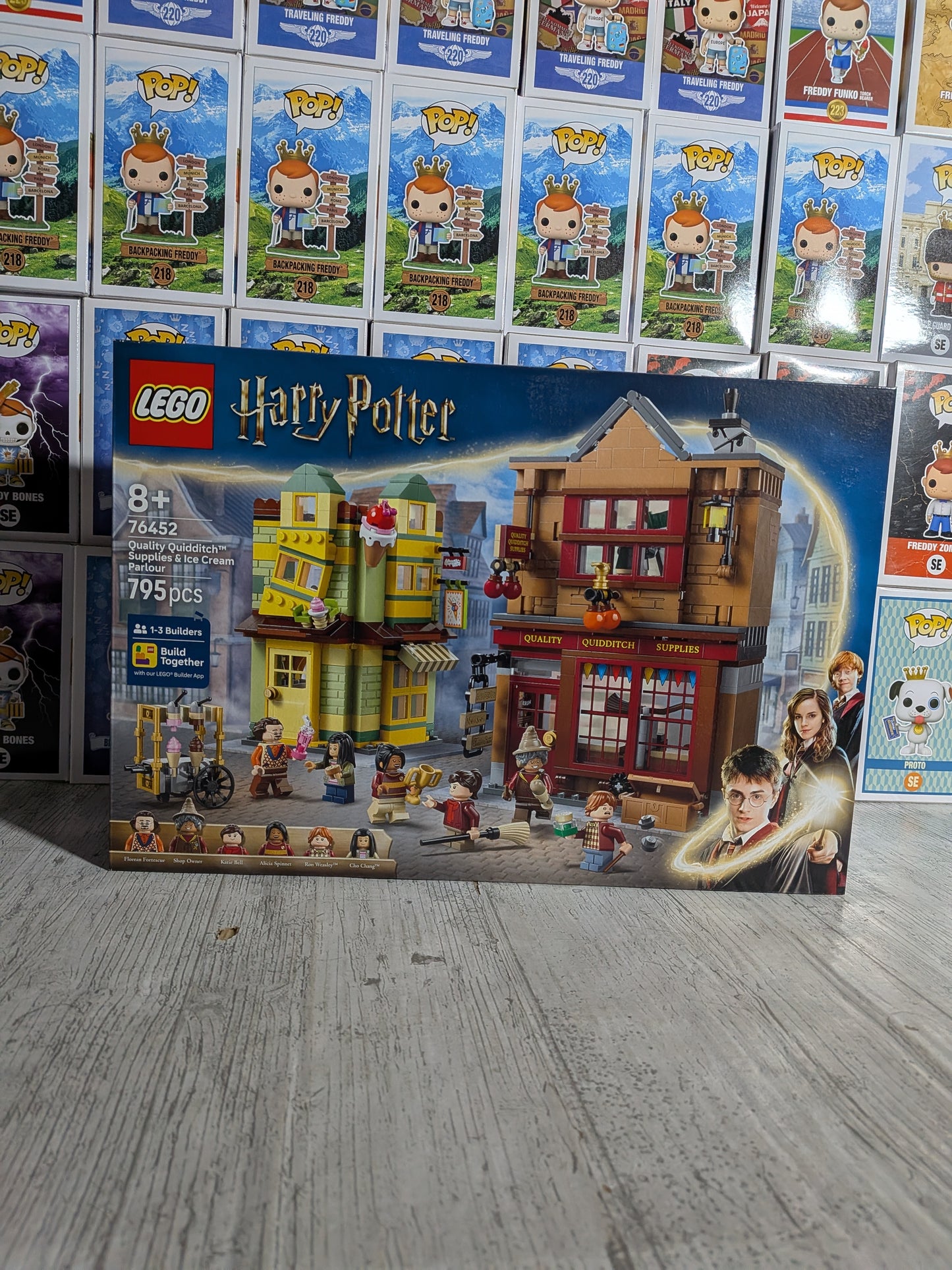 LEGO Harry Potter #76452 - Qualität Quidditch-Bedarf & Eisdiele