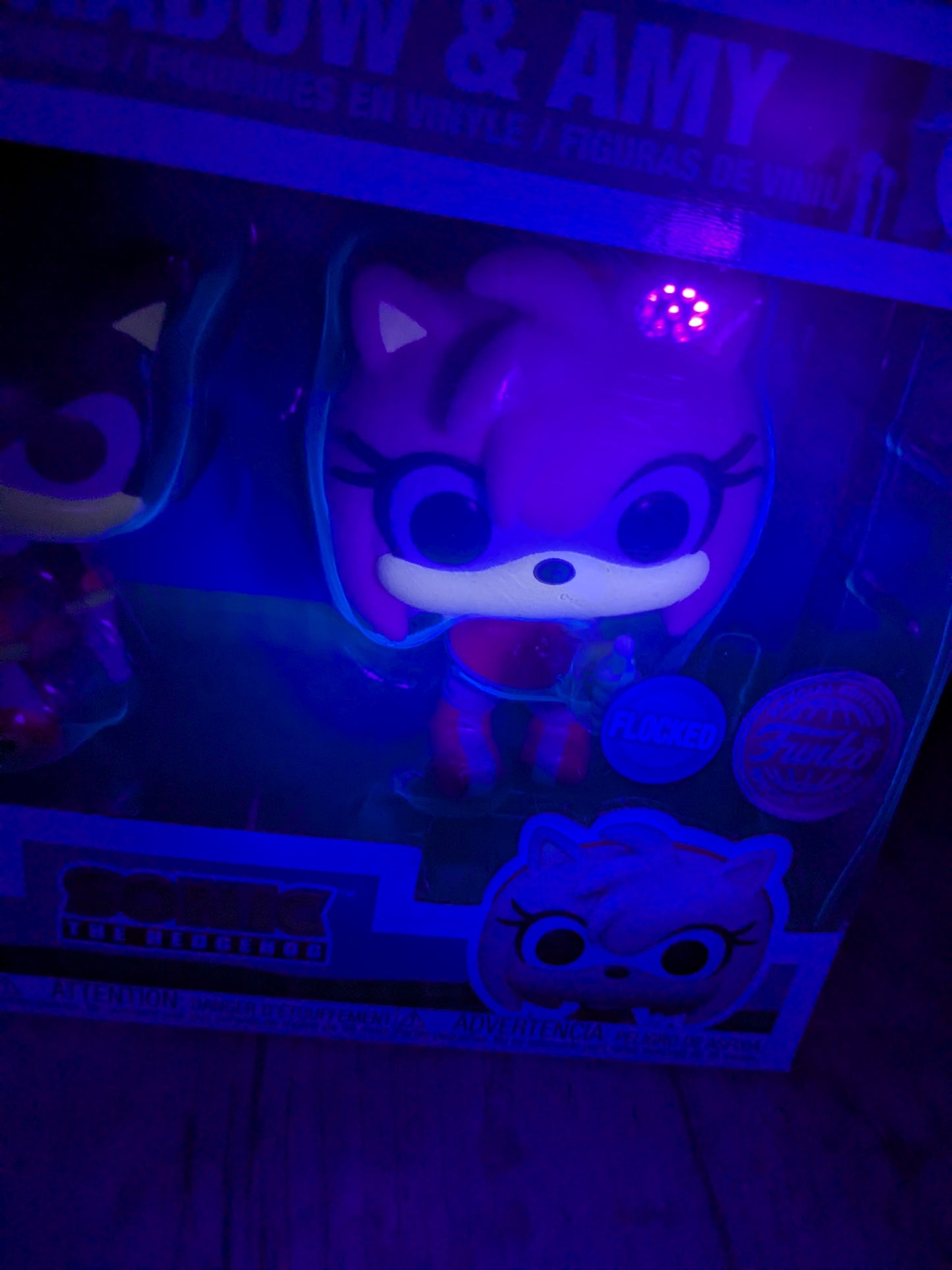 Funko pop : Shadow & Amy (Flocked)