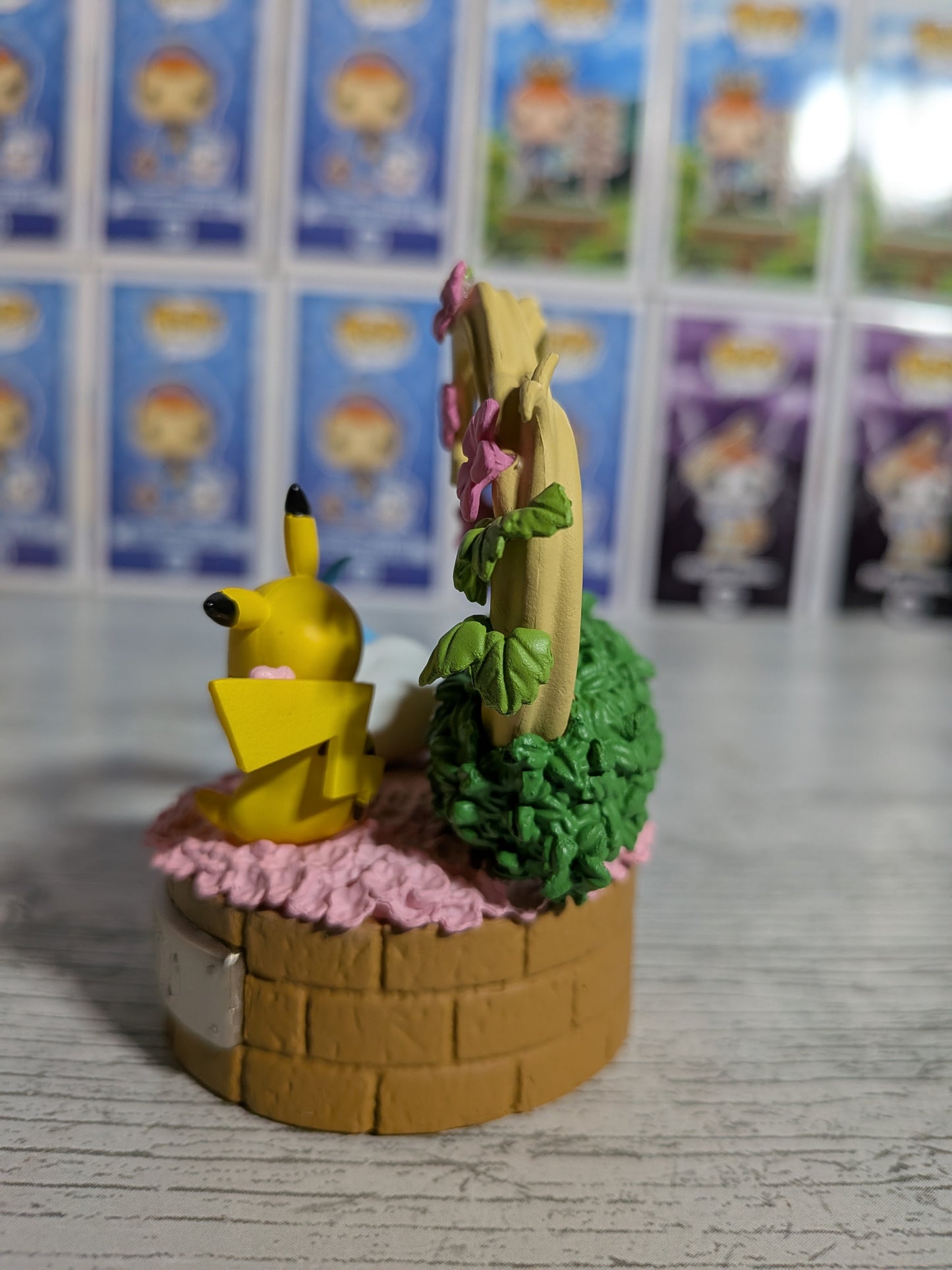 Re-Ment Pokémon - Pikachu & Tylton / Swablu - Tale of the Forest 2