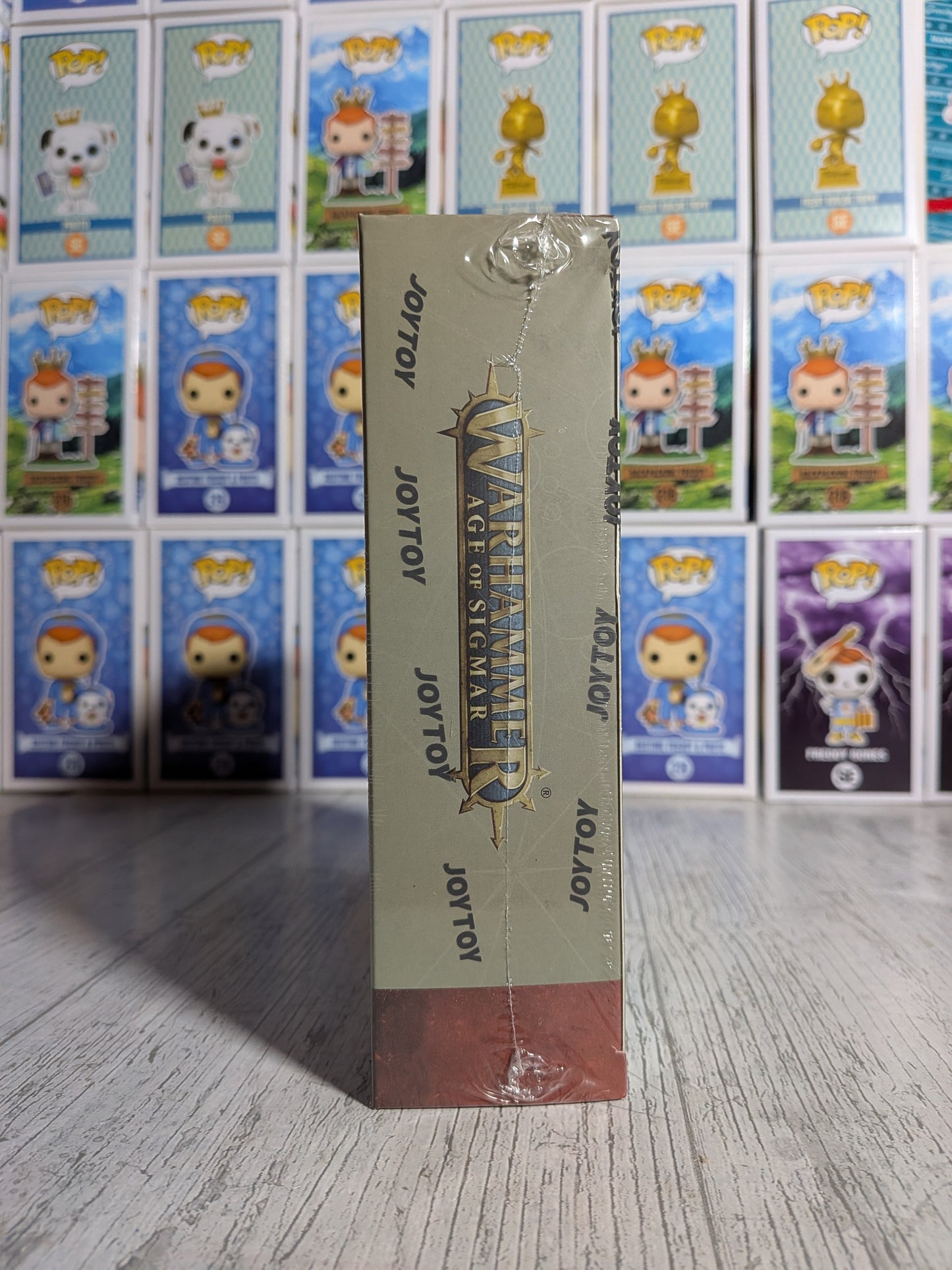 JoyToy Warhammer Age of Sigmar - Stormcast Eternals Die Schwarzklingen Rostus Oxenhammer (13,6cm)