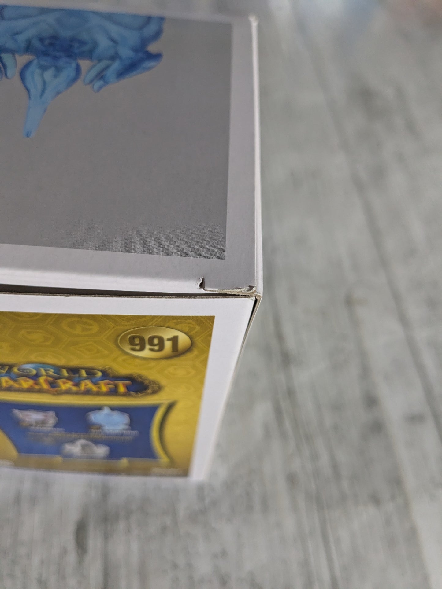 Funko pop Games World of Warcraft #991 : The Lich King (Opened/Damaged Box)
