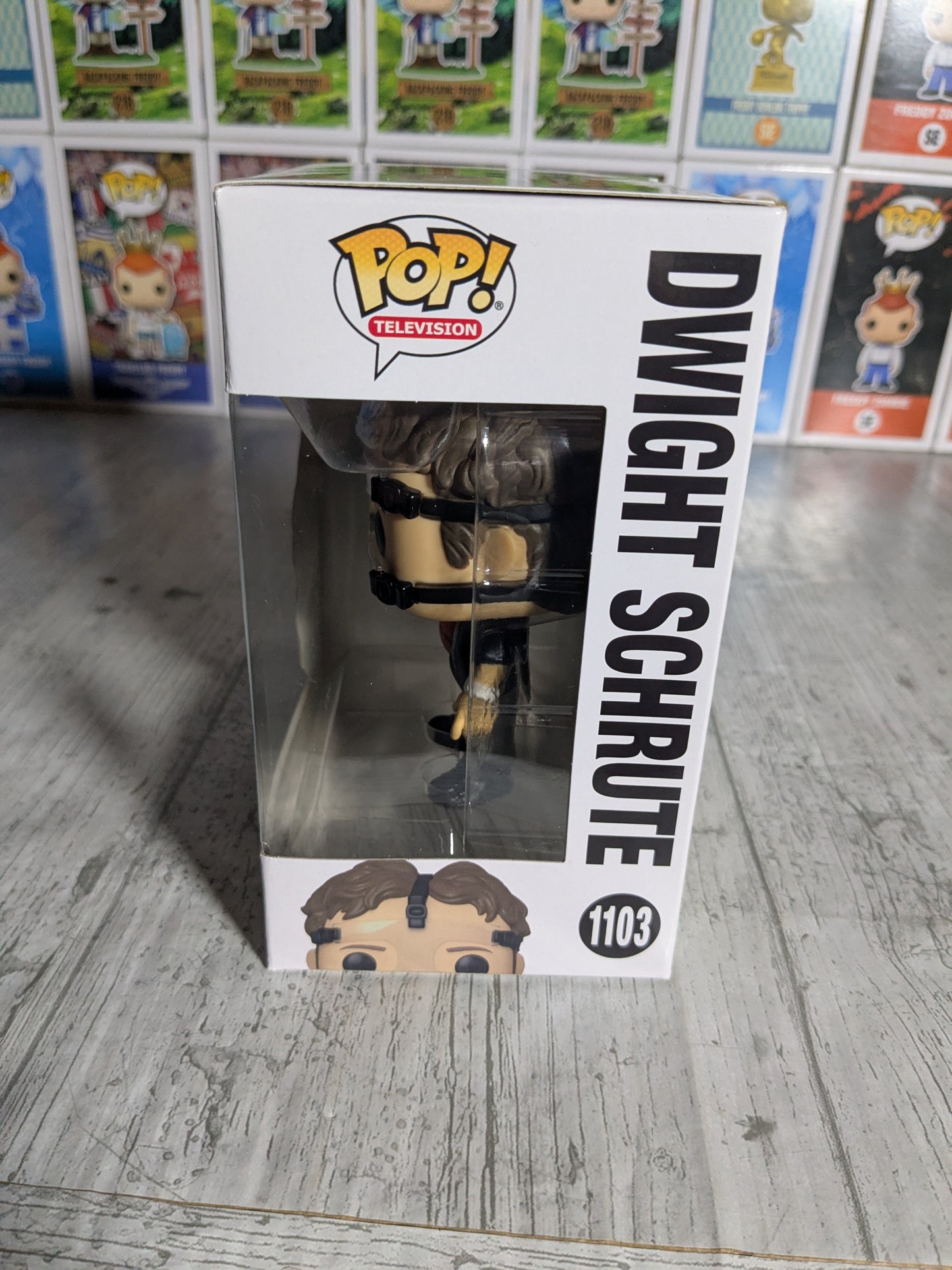Funko pop 1103 : Dwight Schrute (CCE)