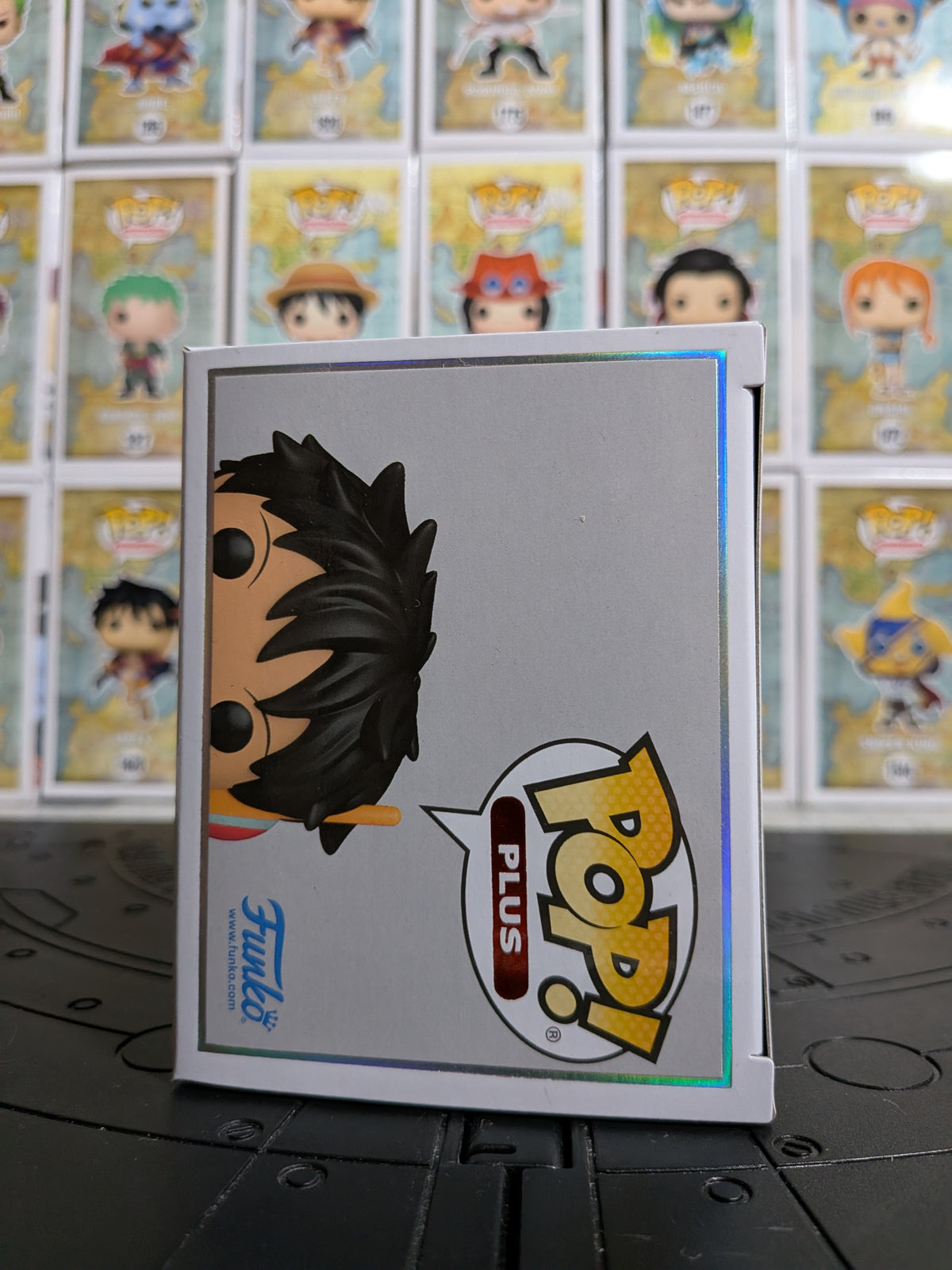 Funko Pop! Plus One Piece #2138 - Monkey D. Luffy (Metallic/Special Edition)