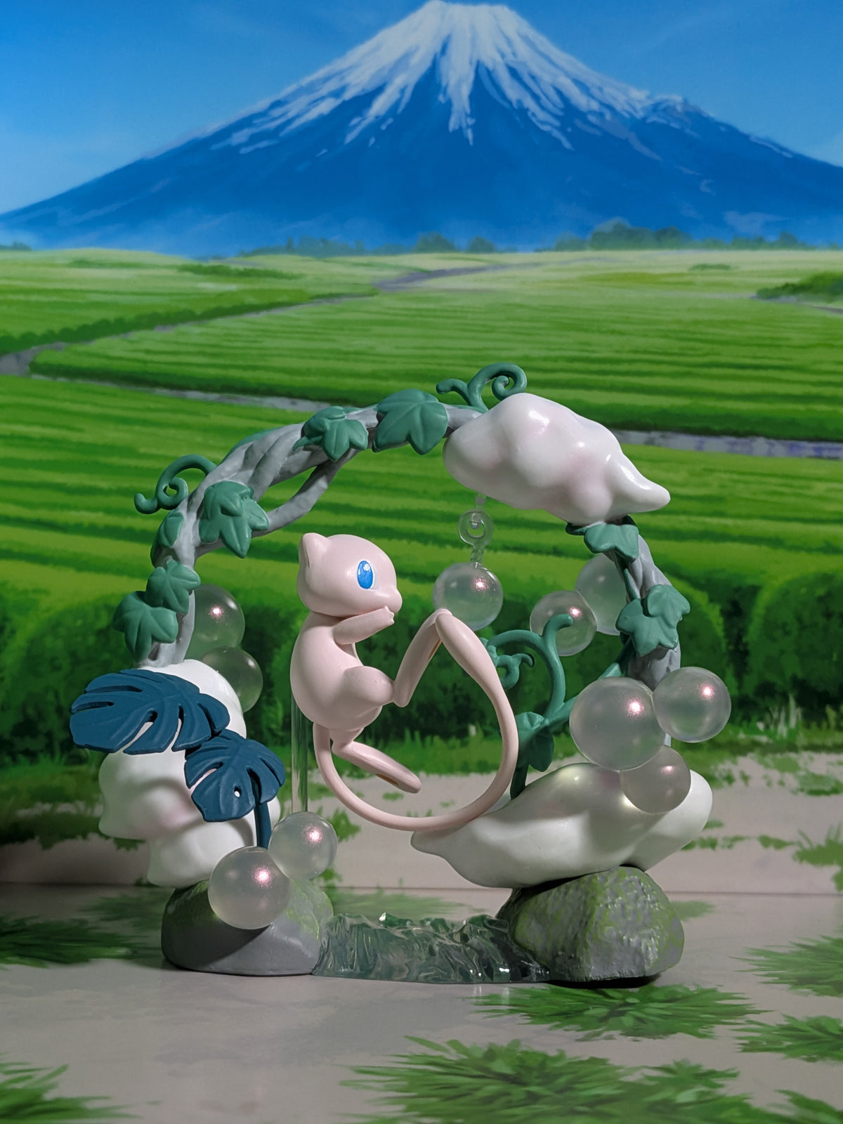 Re-Ment Pokémon Circular Diorama Collection 2 - Mew | Mew (~10cm)