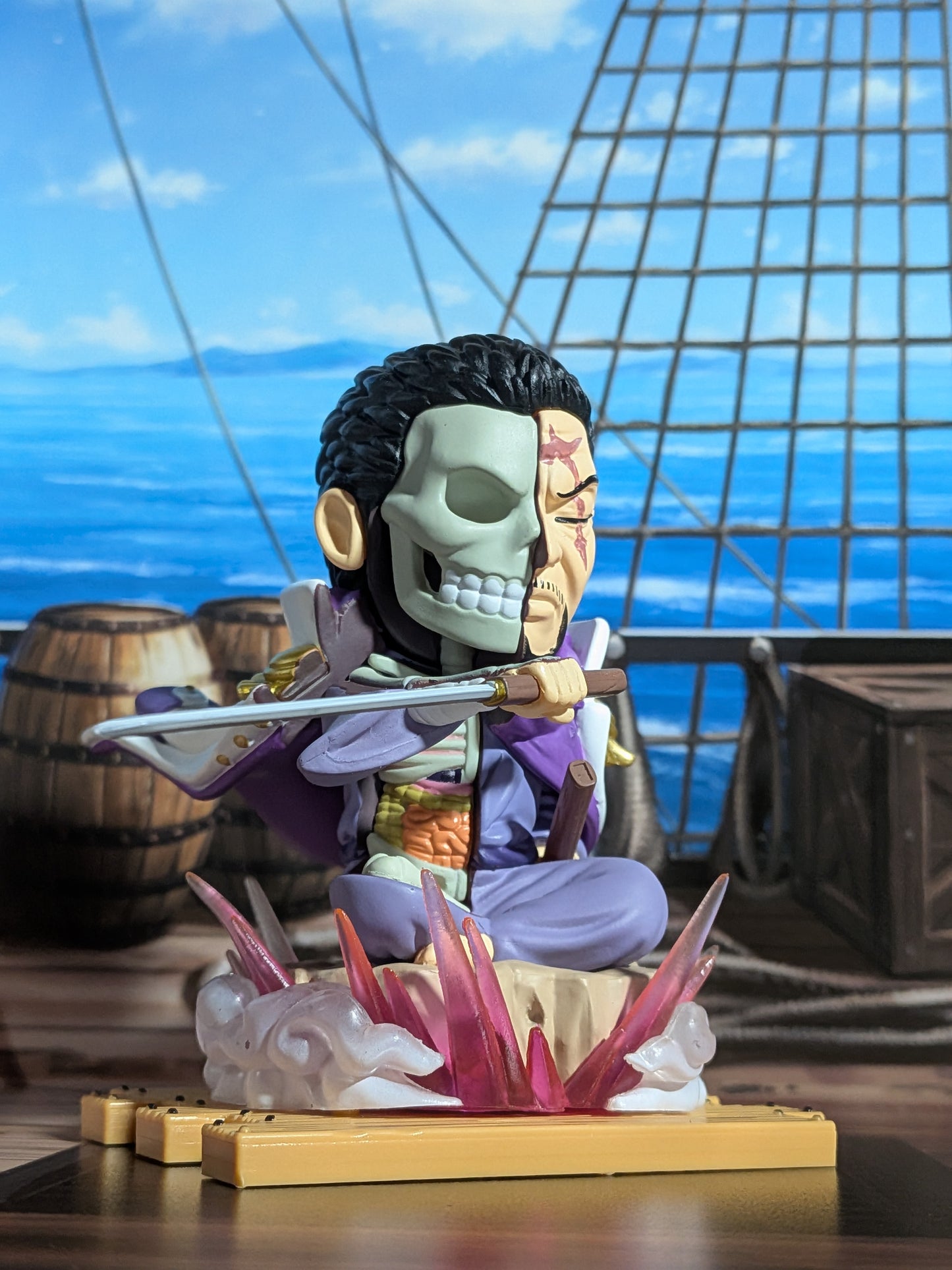 Mighty Jaxx - One Piece Freeny's Hidden Dissectibles Marines Edition - Issho / Fujitora (~10cm)