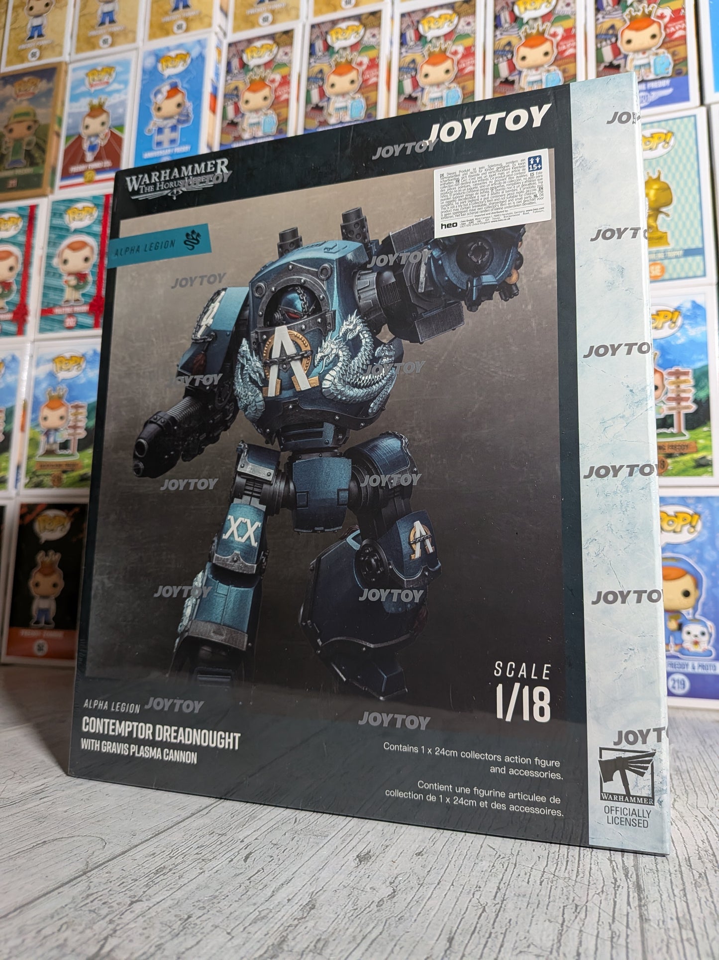JoyToy Warhammer The Horus Heresy - Alpha Legion Contemptor Dreadnought mit Gravis-Plasmakanone (24cm)