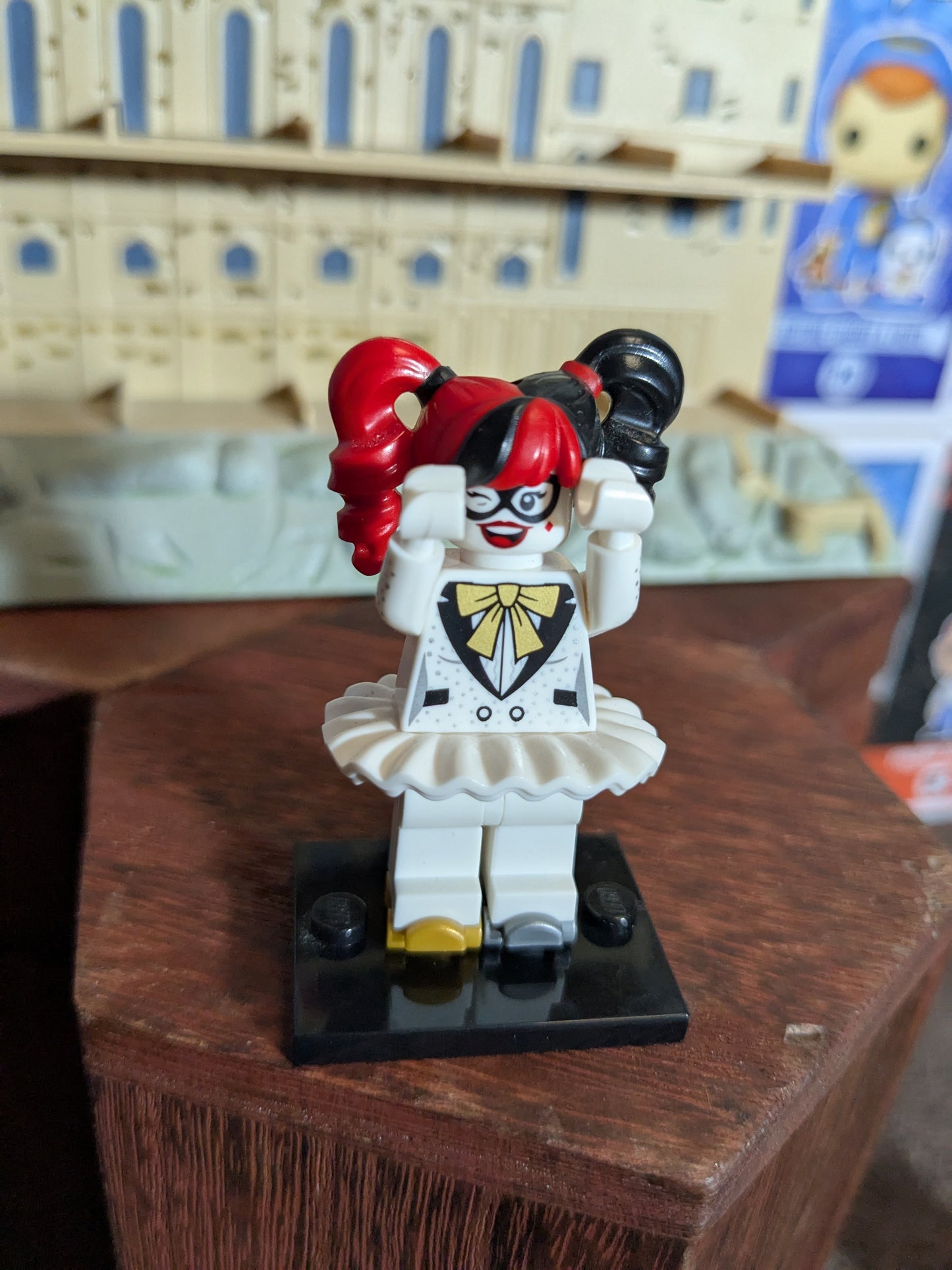 Lego Minifigures : Disco Harley Quinn