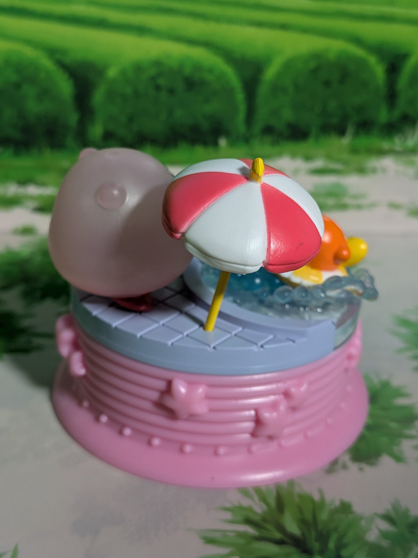 Re-Ment - Kirby in Pop City!! - On s'amuse bien dans l'eau !
