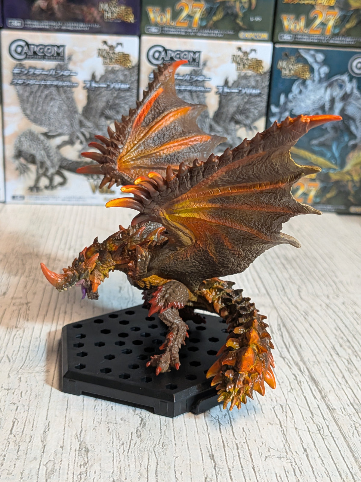 Capcom Figure Builder - CFB Vol. 26 - Monster Hunter Rise Sunbreak - Subspecies Espinas | Flaming Espinas - (~10cm)