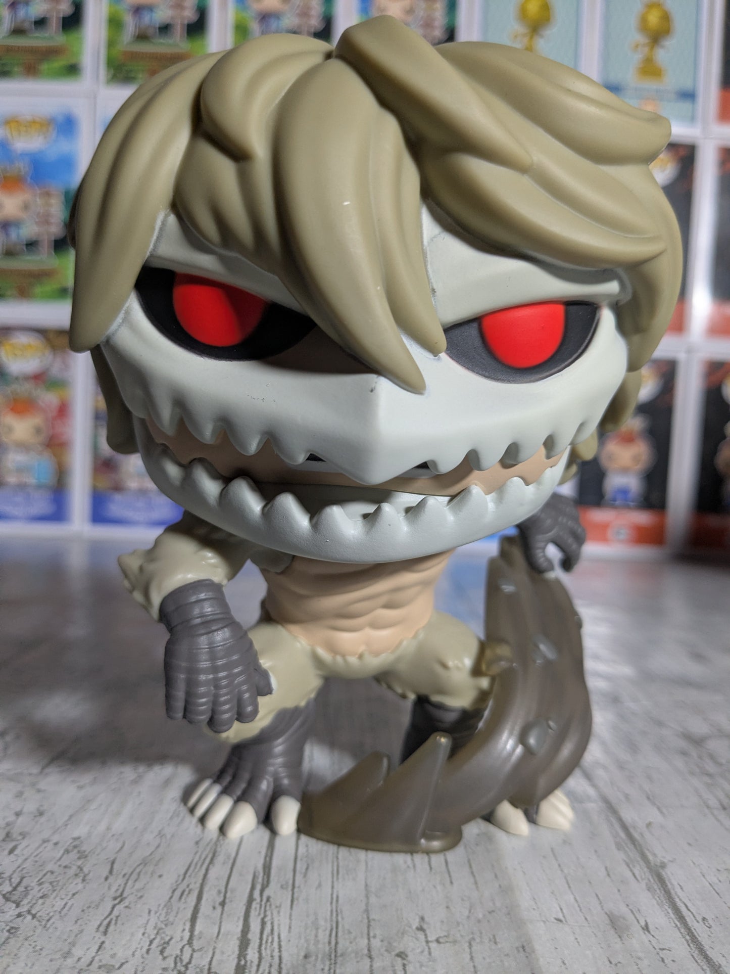 Funko pop 1619 : Jaw Titan (Damaged Box / Opened)