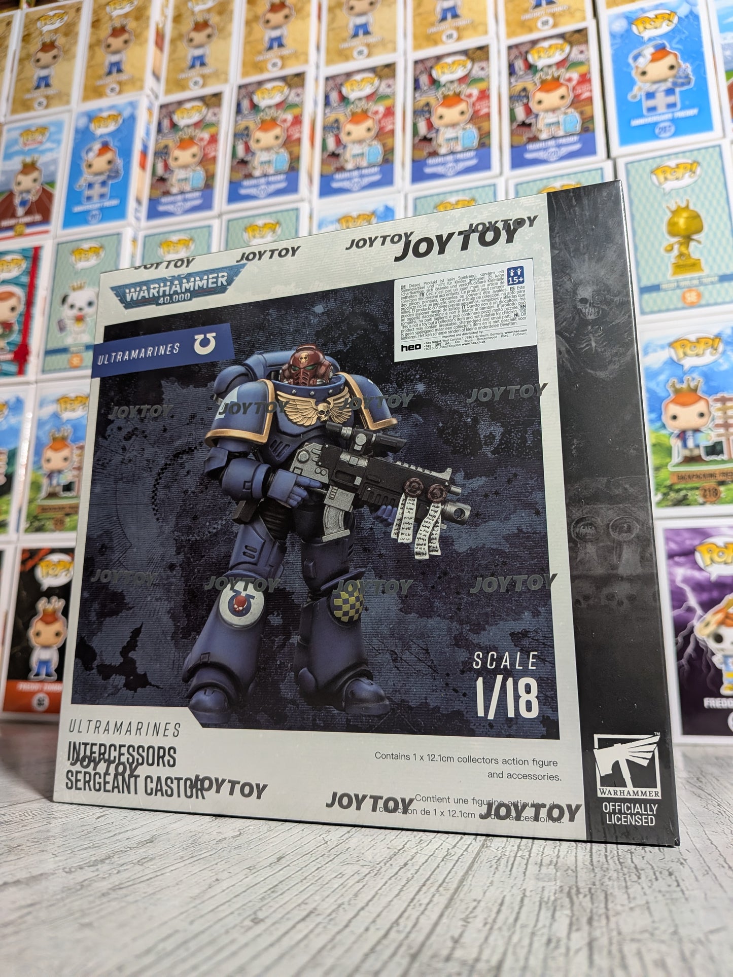 JoyToy Warhammer 40k - Ultramarines Helden des Ordens Bruder Veteran Sergeant Castor (12cm)