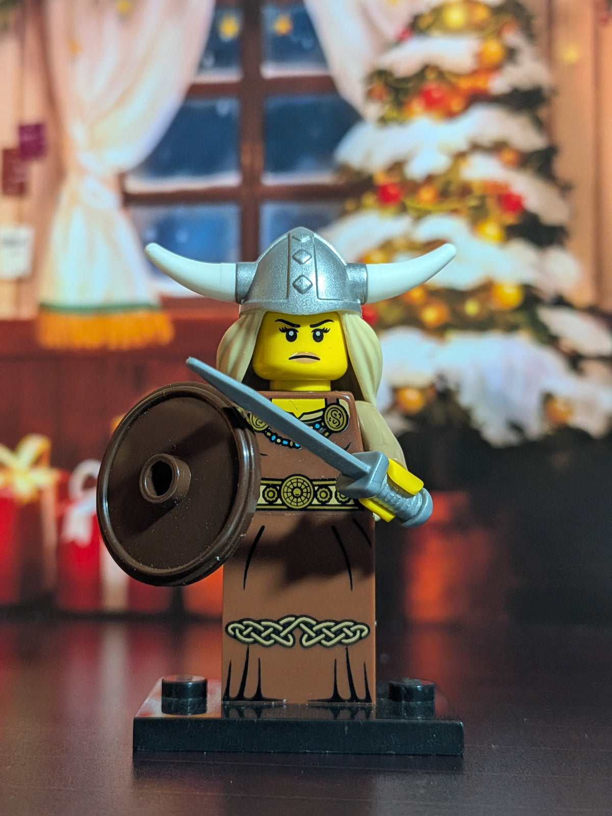 LEGO Minifigures - Viking Woman