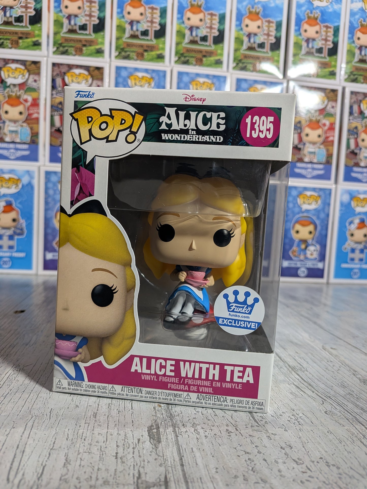 Funko Pop Alice im Wunderland #1395 – Alice mit Tee
