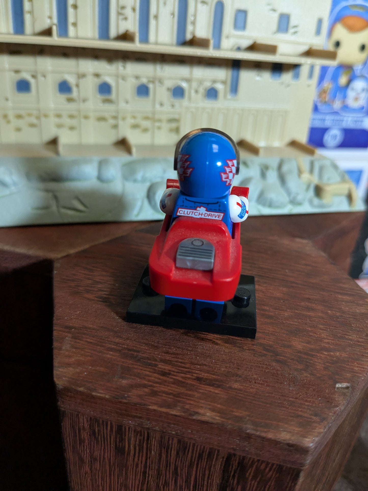 Lego Minifigures : Race Car Guy