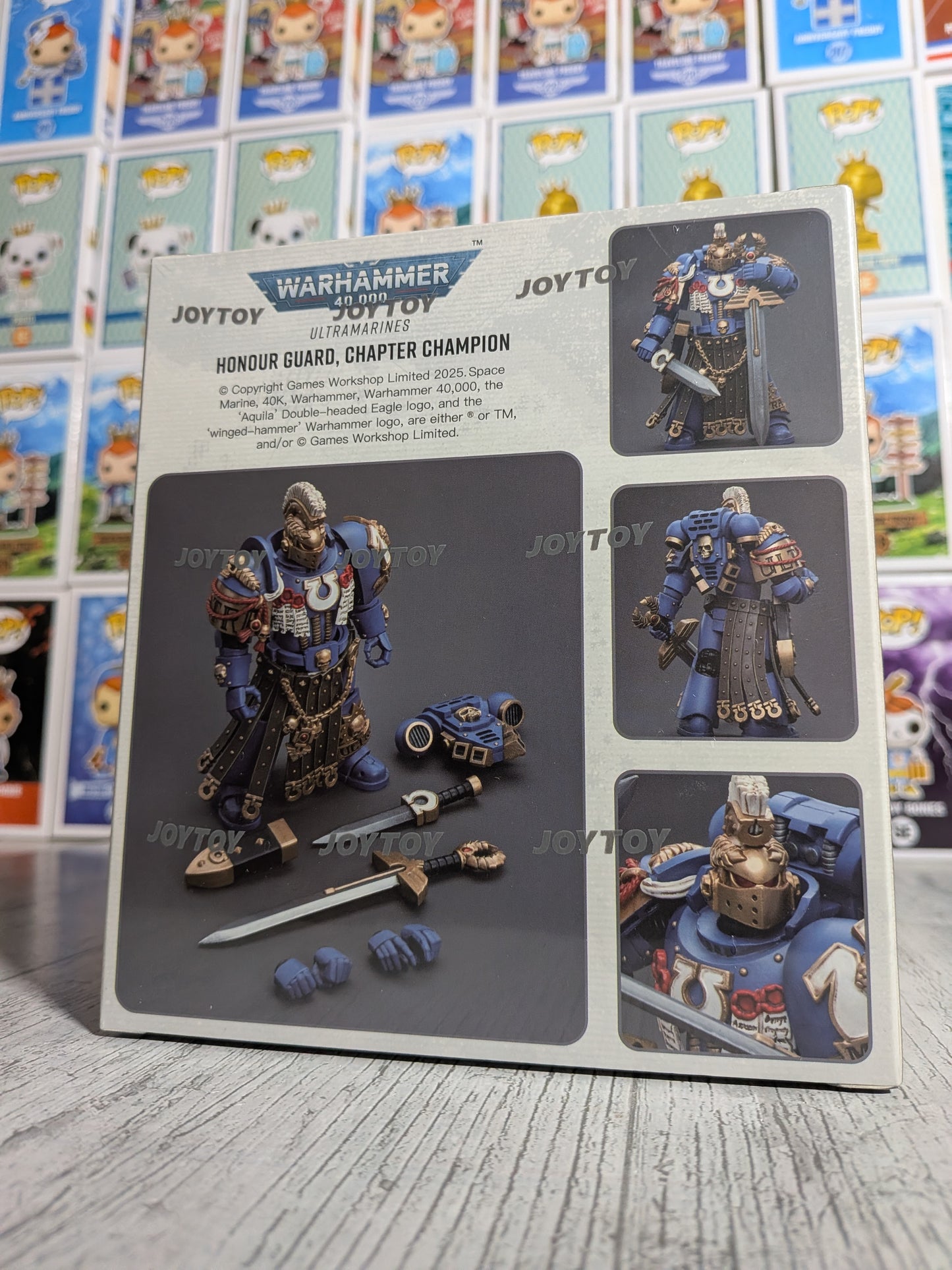 JoyToy Warhammer 40k - Ultramarines Ehrengarde Ordensmeister (12 cm)