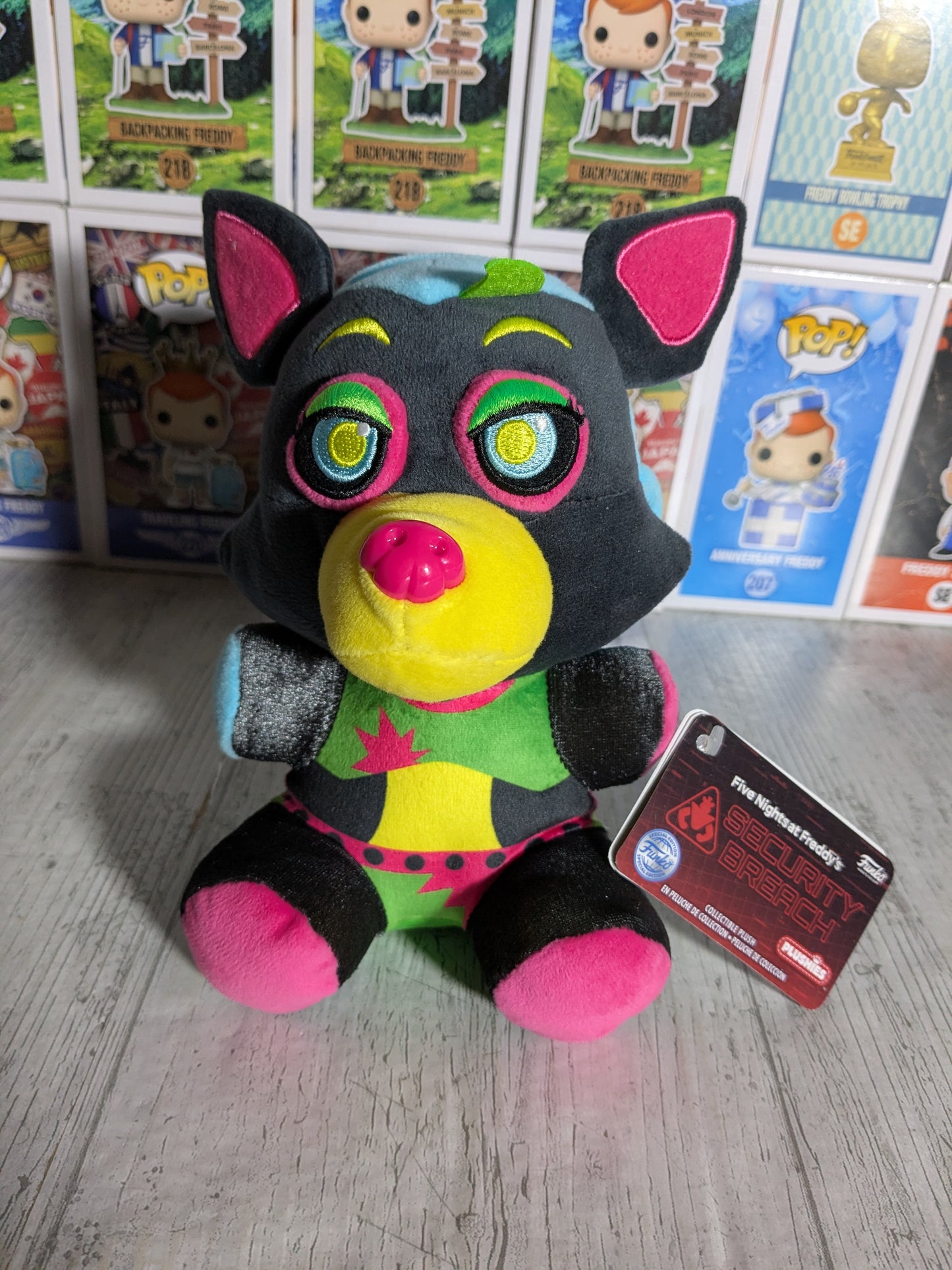 Funko Plushies : Roxanne Wolf