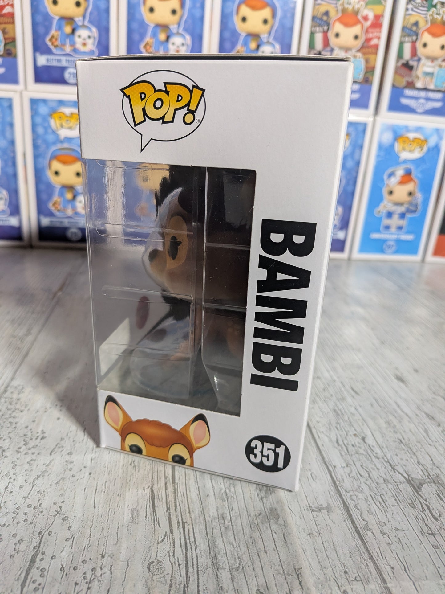 Funko Pop Disney #351 - Bambi (Funko x Loungefly/3000 Stück/Beflockt/Beschädigte Box)
