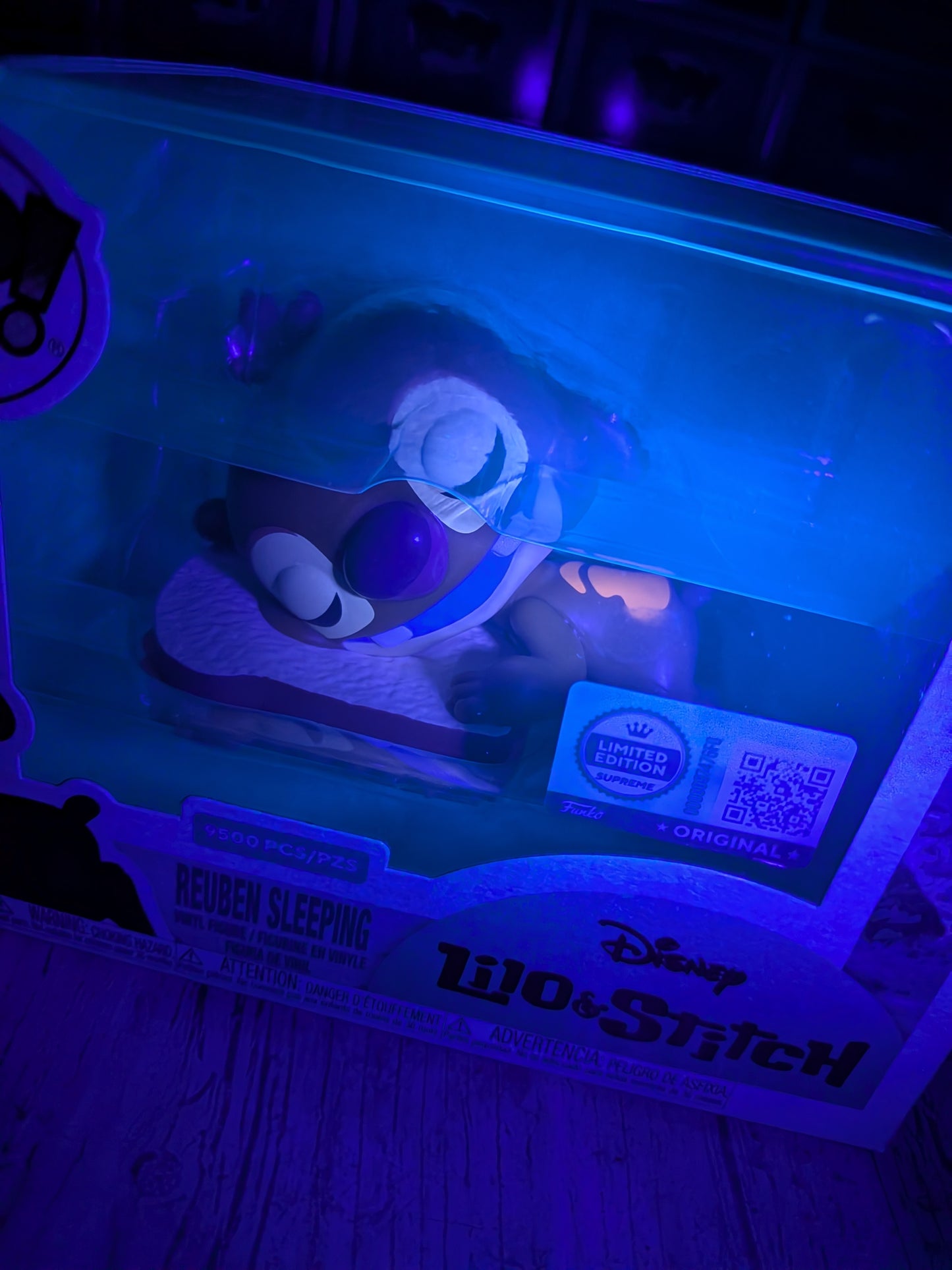 Funko Pop Disney Lilo &amp; Stitch #1571 - Reuben schläft (9500 Stück)