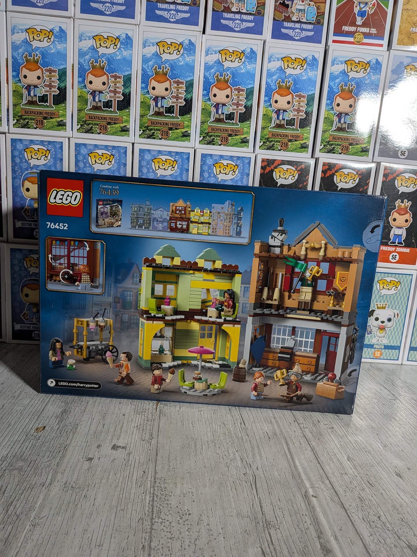 LEGO Harry Potter #76452 - Qualität Quidditch-Bedarf & Eisdiele