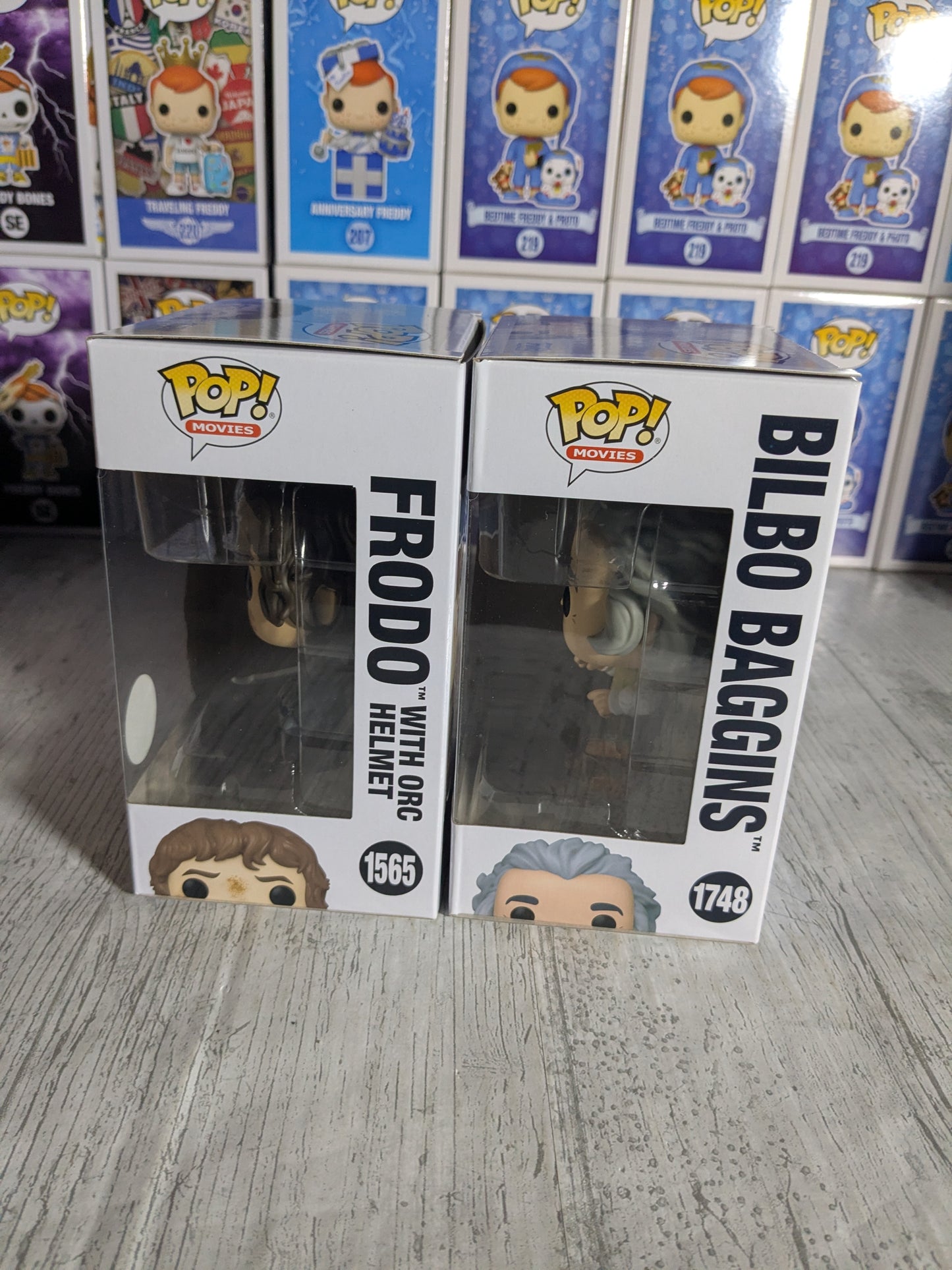 Funko pop The Lord of the Rings - Frodo with Orc Helmet & Bilbo Baggins