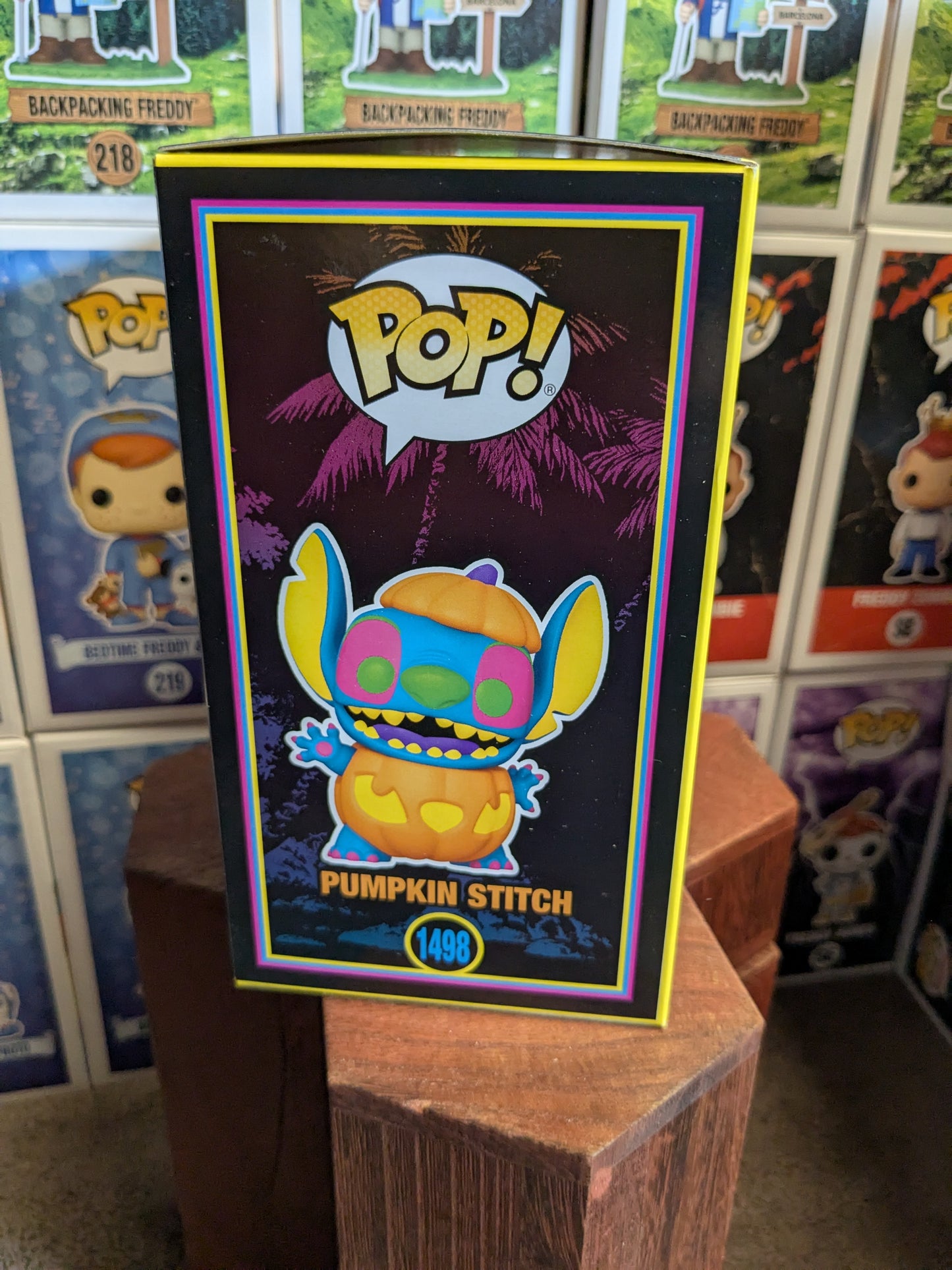 Funko pop 1498 : Pumpkin Stitch (Blacklight)
