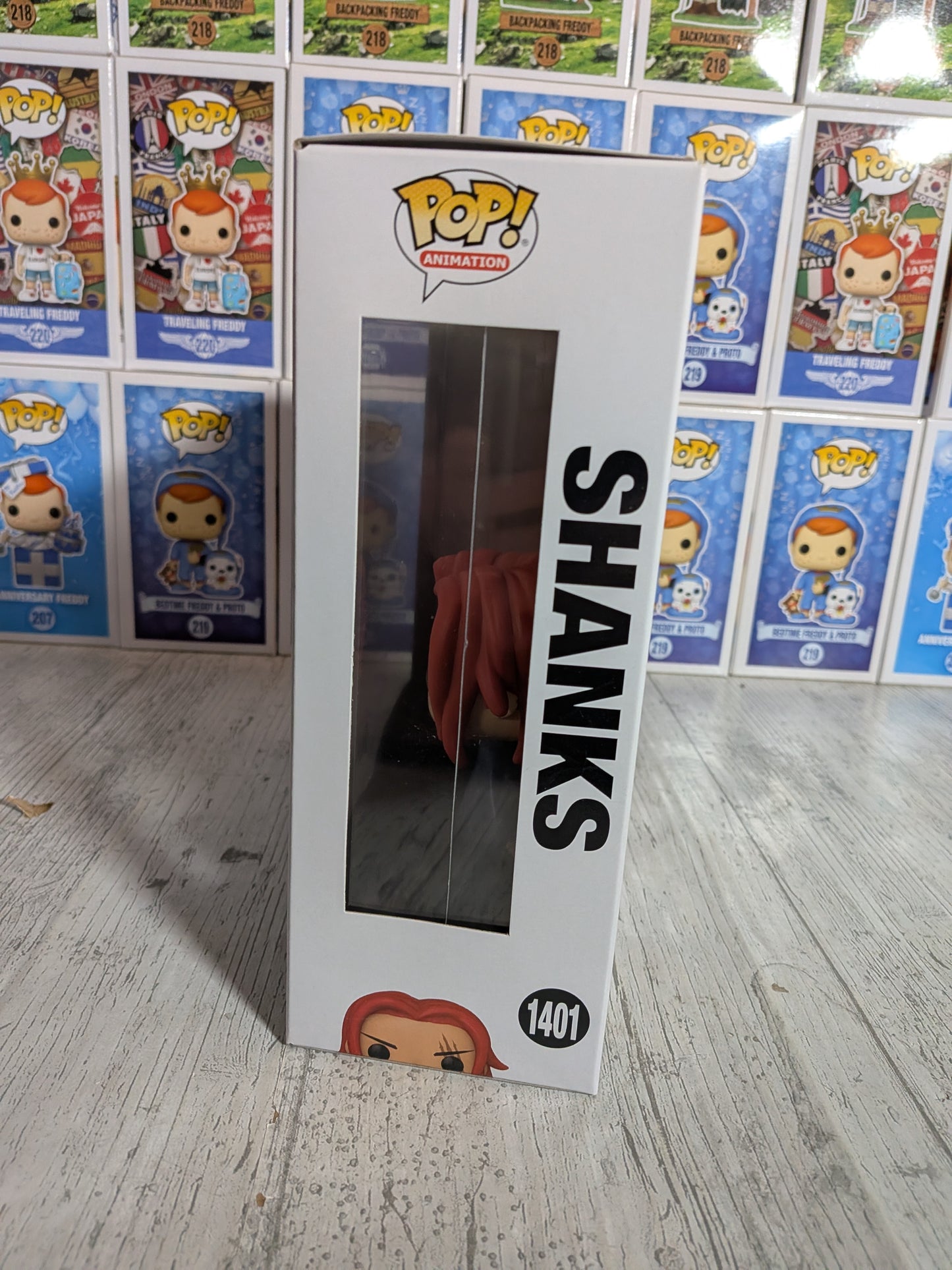 Funko Pop One Piece #1401 - Shanks Steckbrief (EE2024)