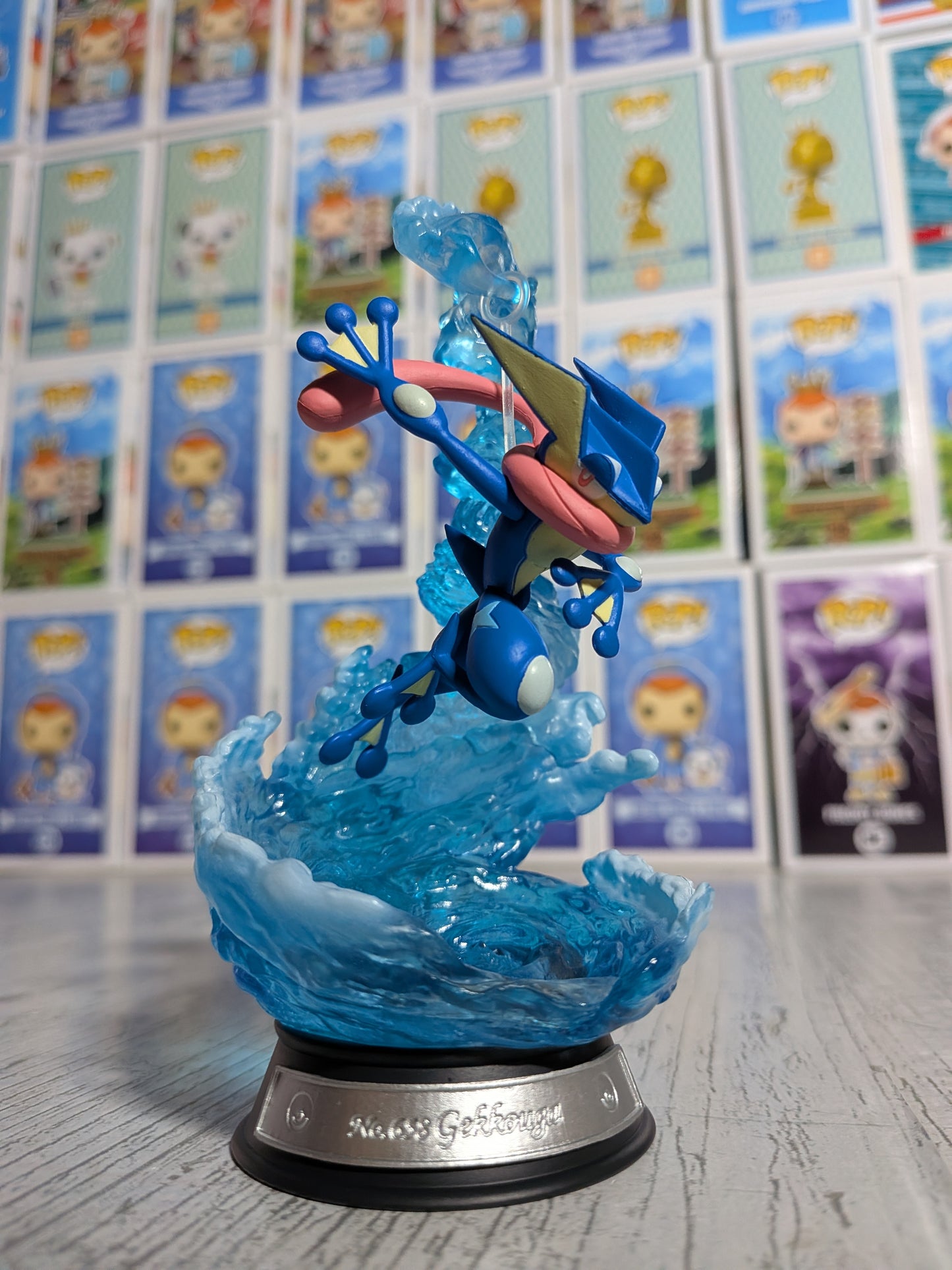 Re-Ment Pokémon Swing Vignette Collection Vol.3 - Amphinobi | Greninja | Gekkouga (~10cm)