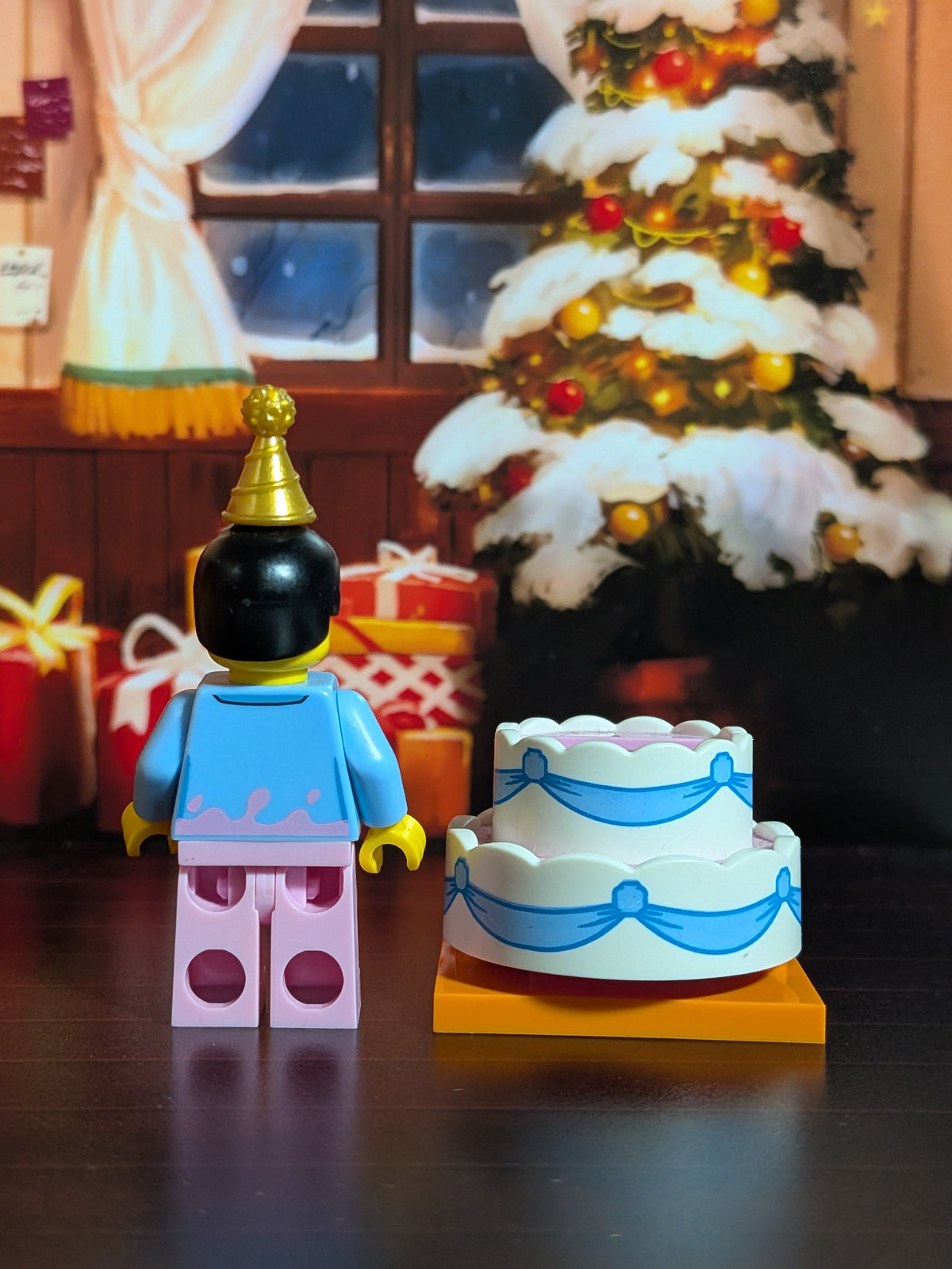 LEGO Minifigures - Uomo Costume Torta di Compleanno