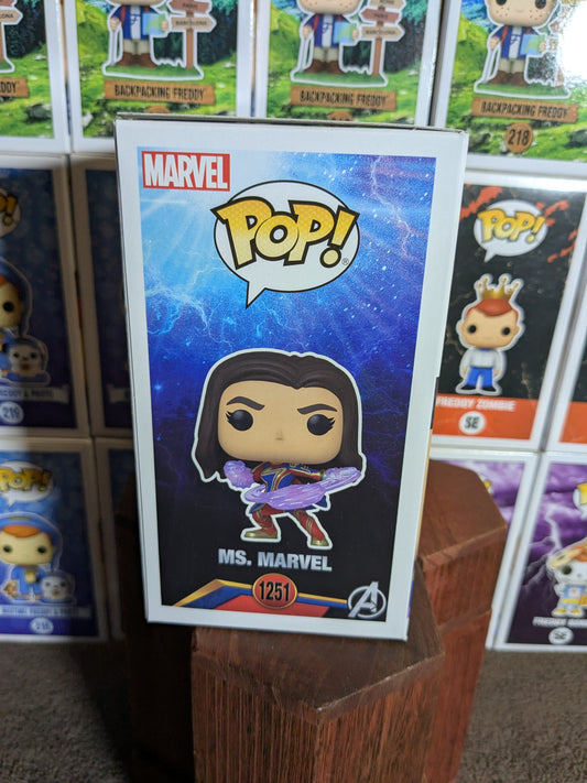 Funko pop 1251 : Ms. Marvel (Glow)