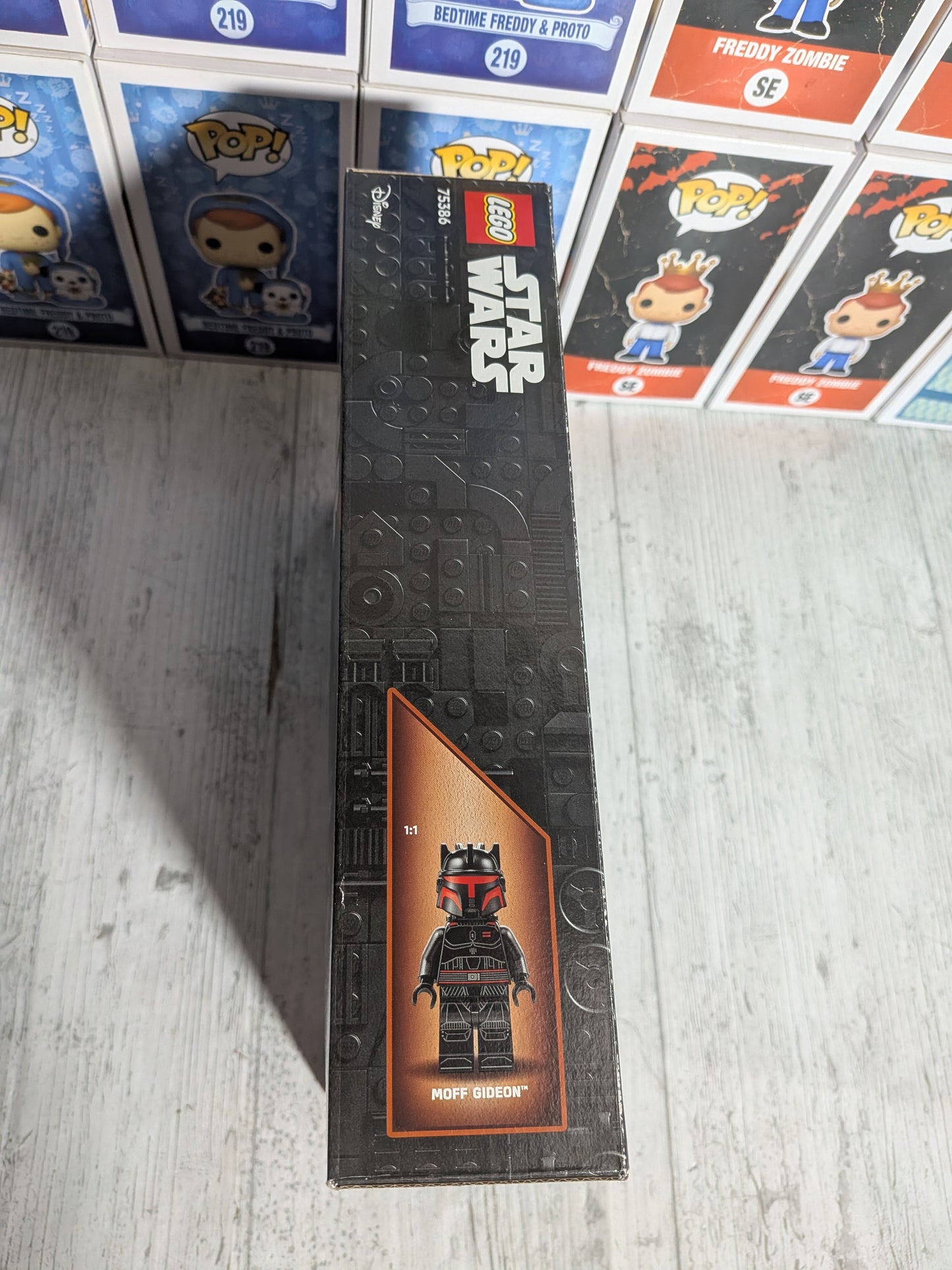 LEGO Star Wars #75386 – Kampf zwischen Paz Vizsla und Moff Gideon