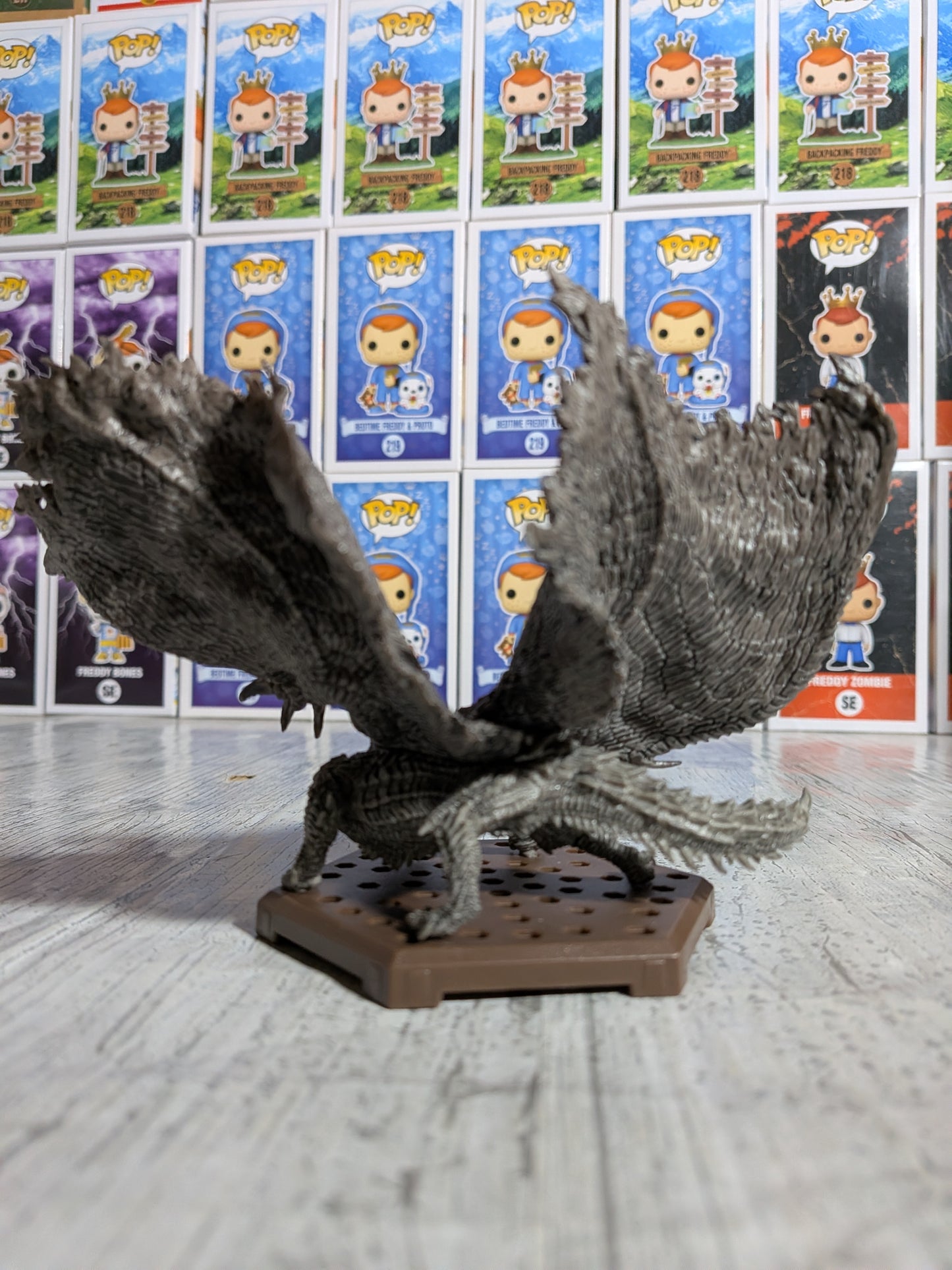 Capcom Figure Builder - CFB Stone Edition Vol. 1 - Monster Hunter - Gore Magala - env. 10cm