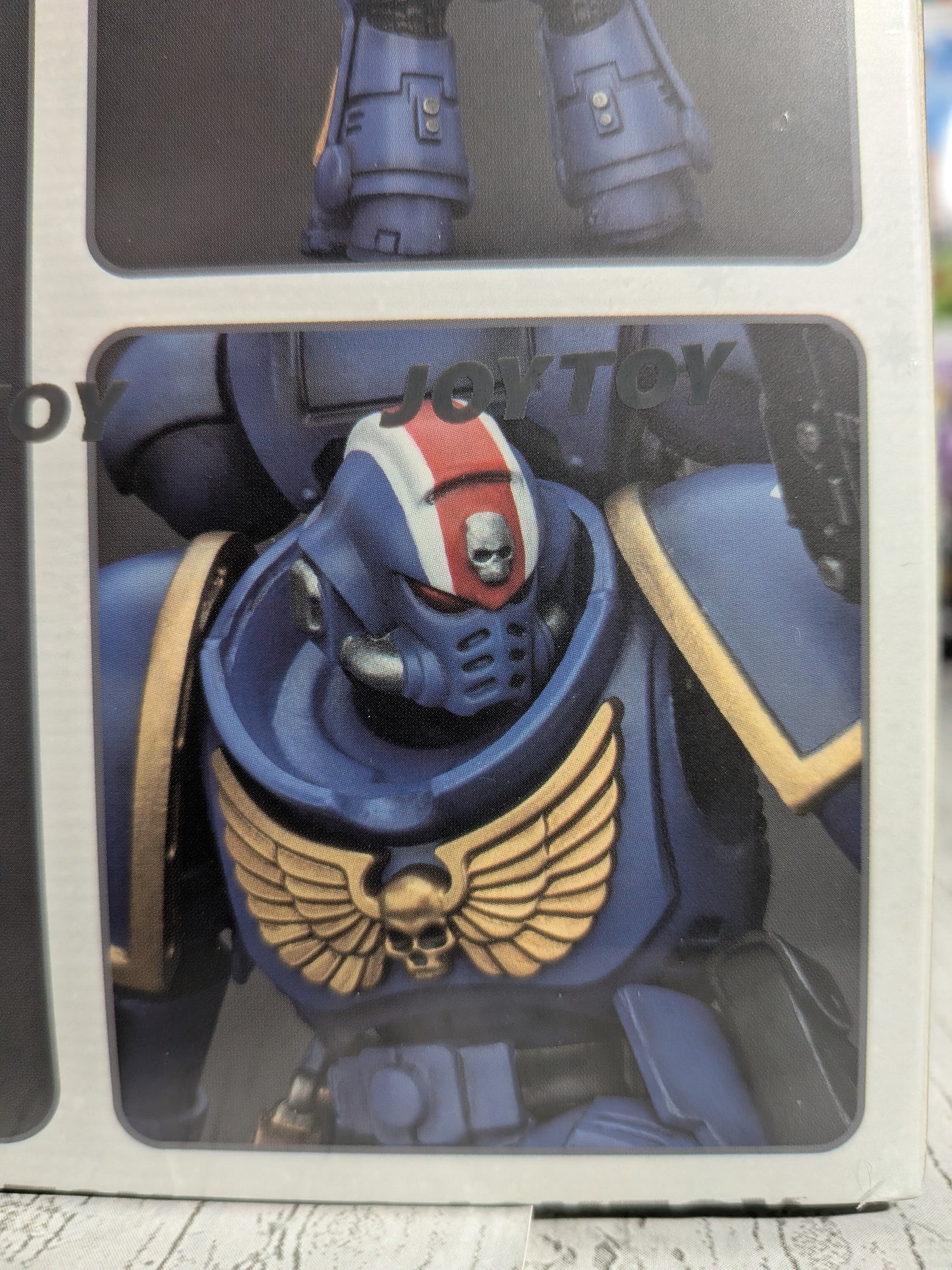 JoyToy Warhammer 40k - Ultramarines Helden des Ordens Primaris Lieutenant Erastus (20cm)