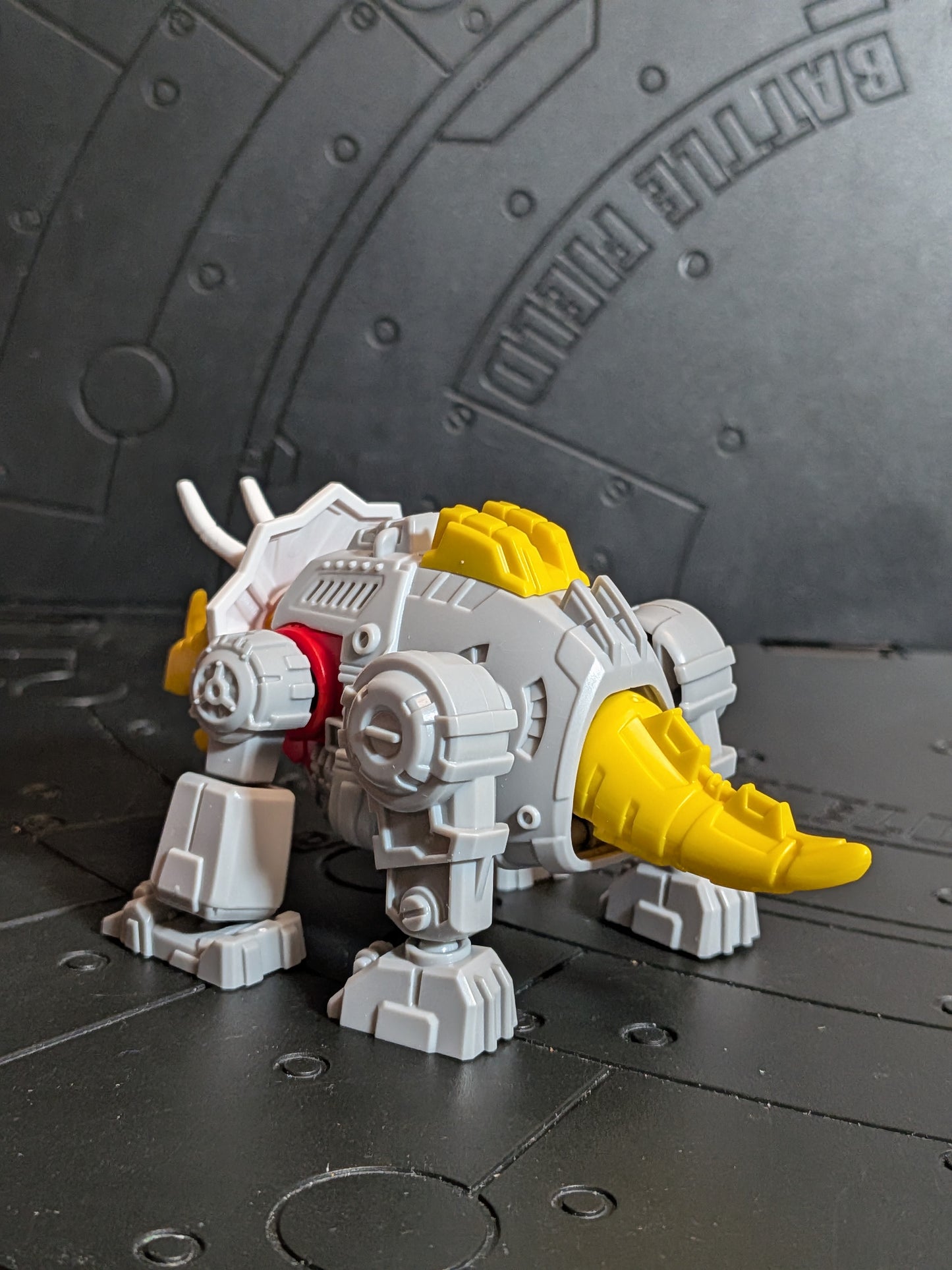Blokees - Transformers Galaxy Version 03 - Slug (Alternate/Dinobot Mode) (~10-12cm)