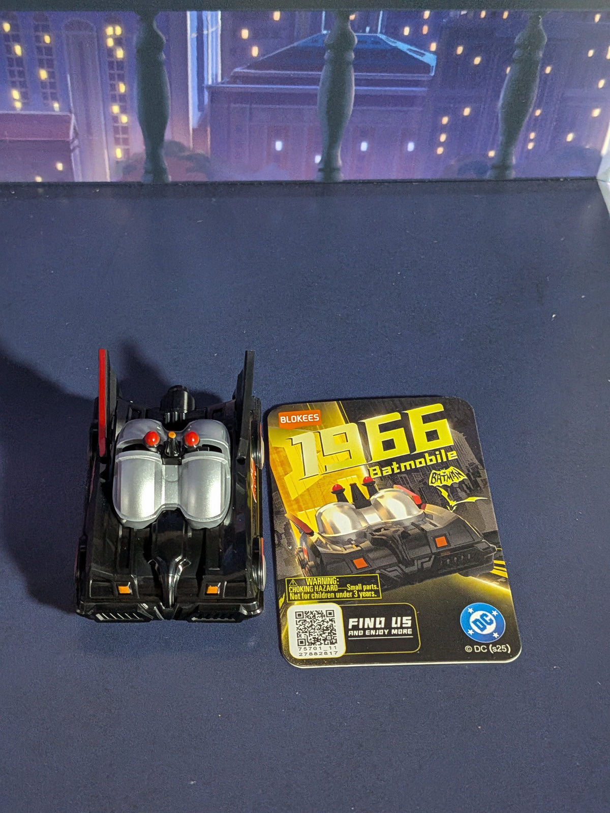 Blokees - DC Hero: Batman Defender Version 01 - Batmobile 1966 (~5cm)