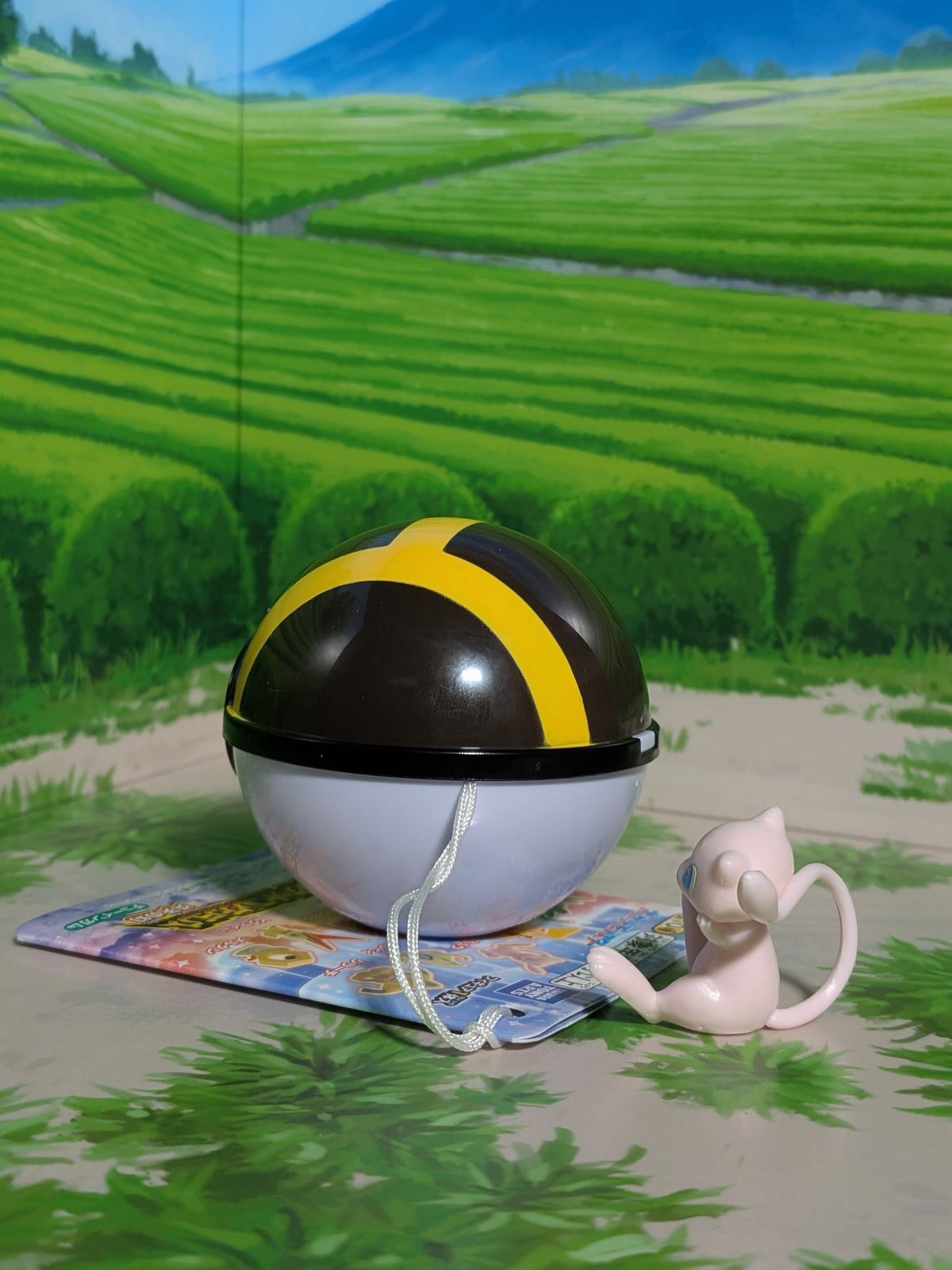 Shokugan: Pokémon Get & Gum - Blazing Sky Illusion - Mew & Ultra Ball (Environ 3 cm)