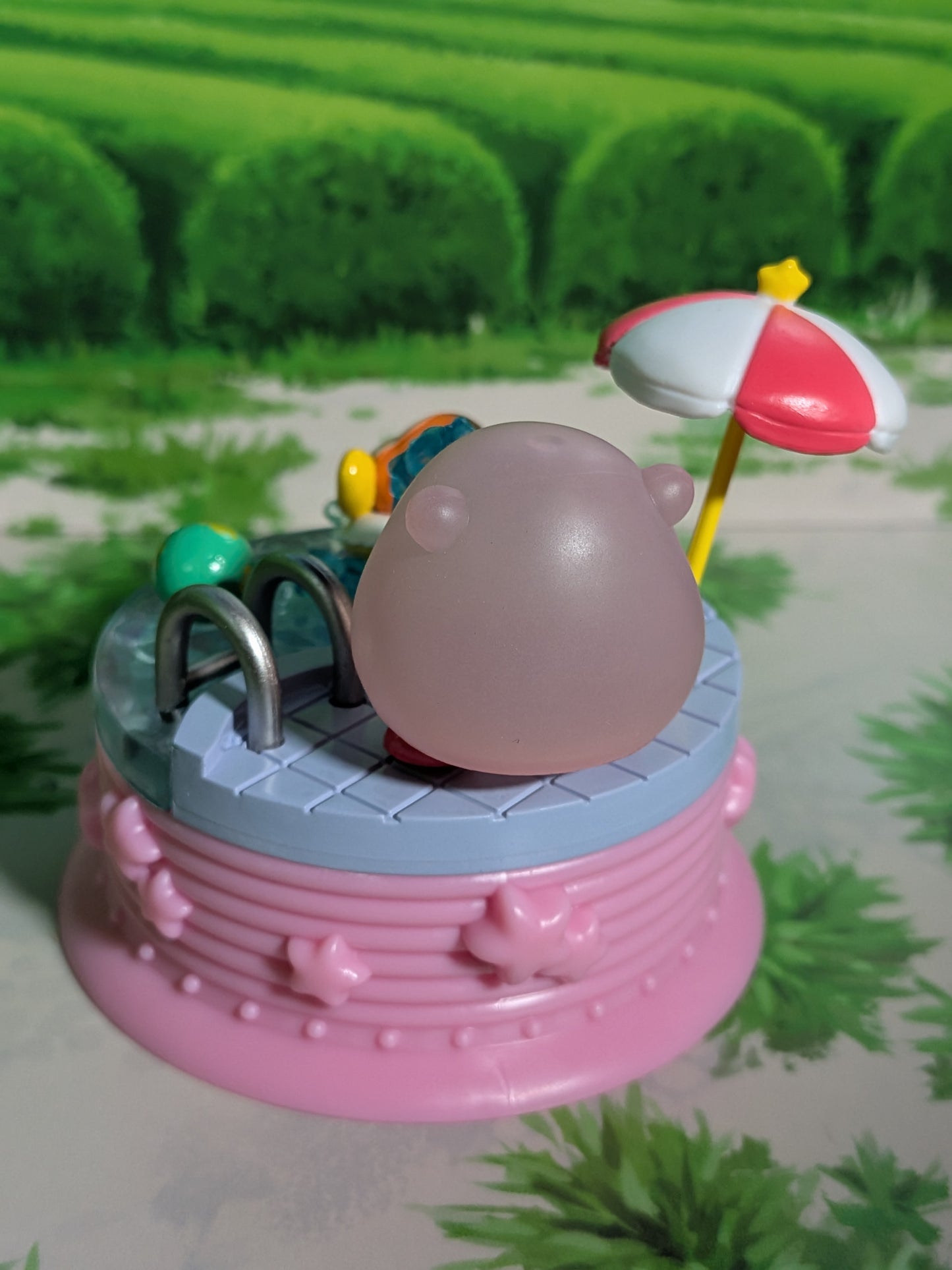 Re-Ment - Kirby in Pop City!! - On s'amuse bien dans l'eau !