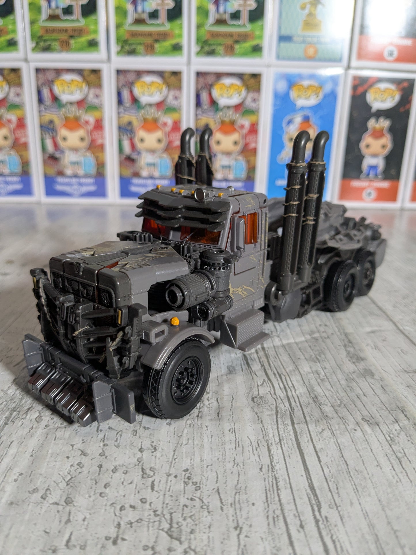 Studio Series 101 : Scourge