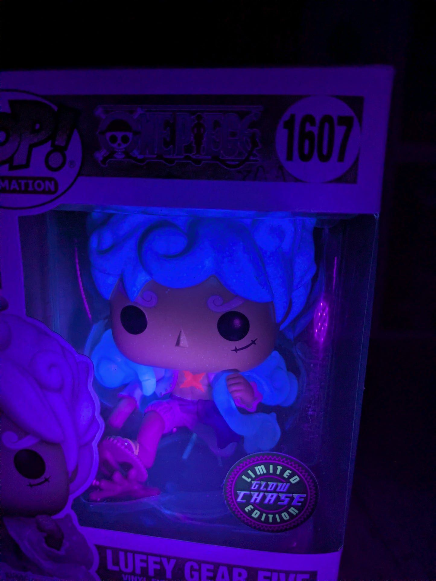 Funko pop 1607 : Luffy Gear Five (Chase / Damaged Box)