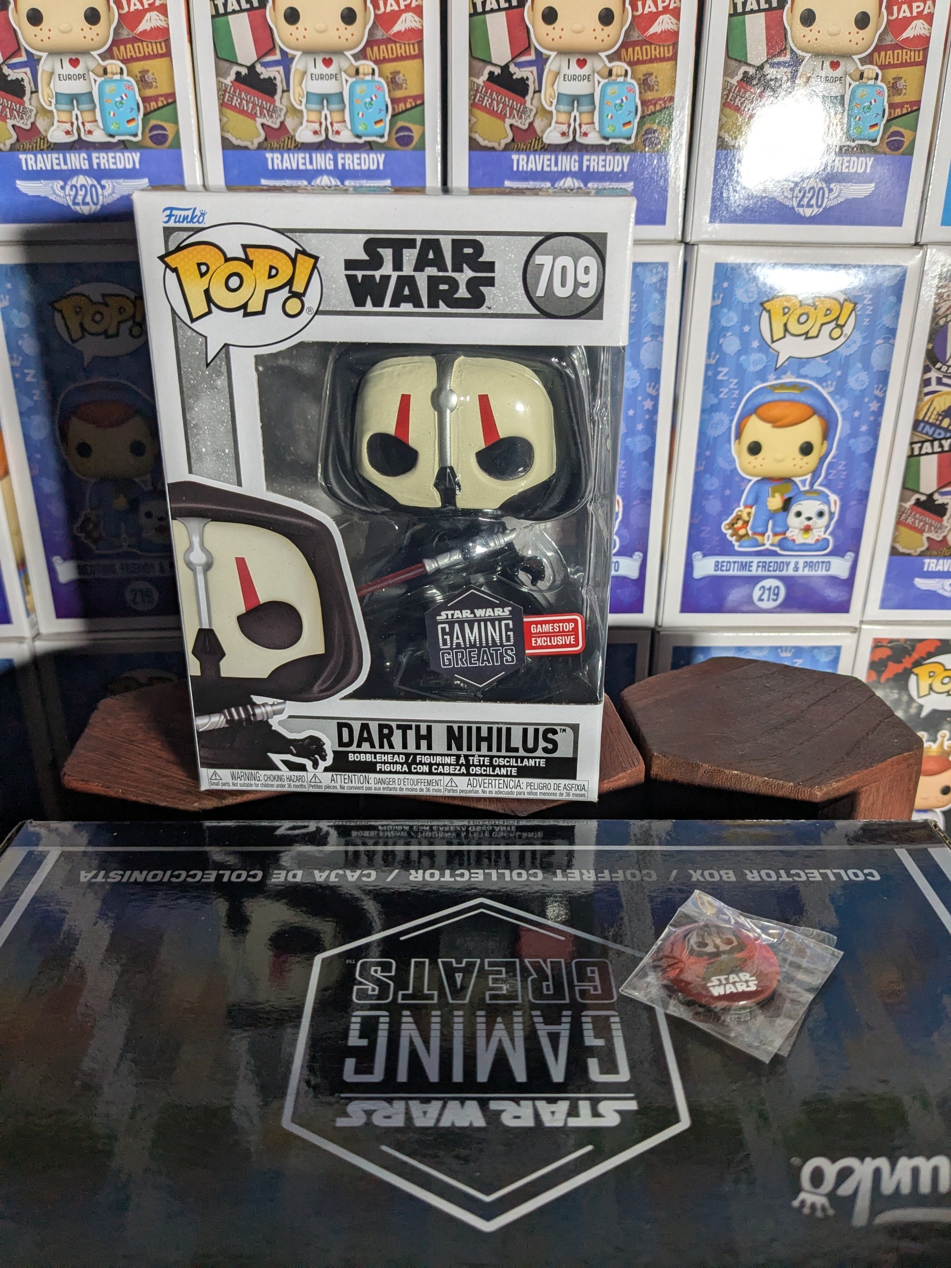 Funko pop : Star Wars Knight of the Old Republic Collector Box (GameStop/Opened Box) - CapyToys