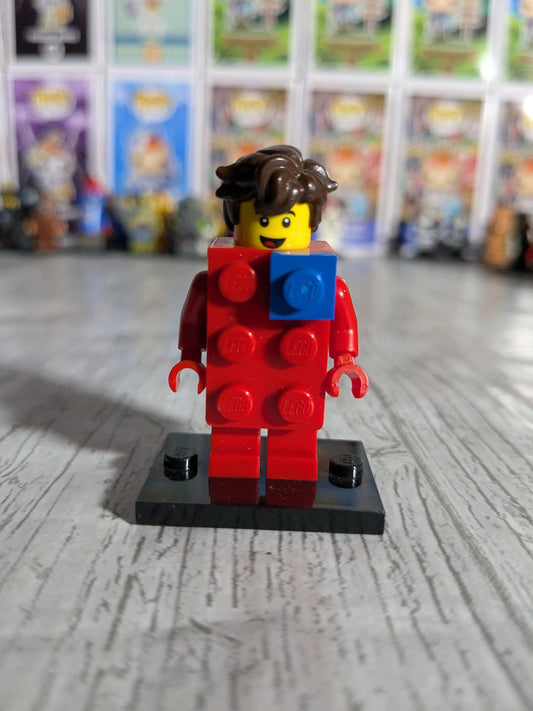 LEGO Minifigures : Brick Suit Guy (lire description)