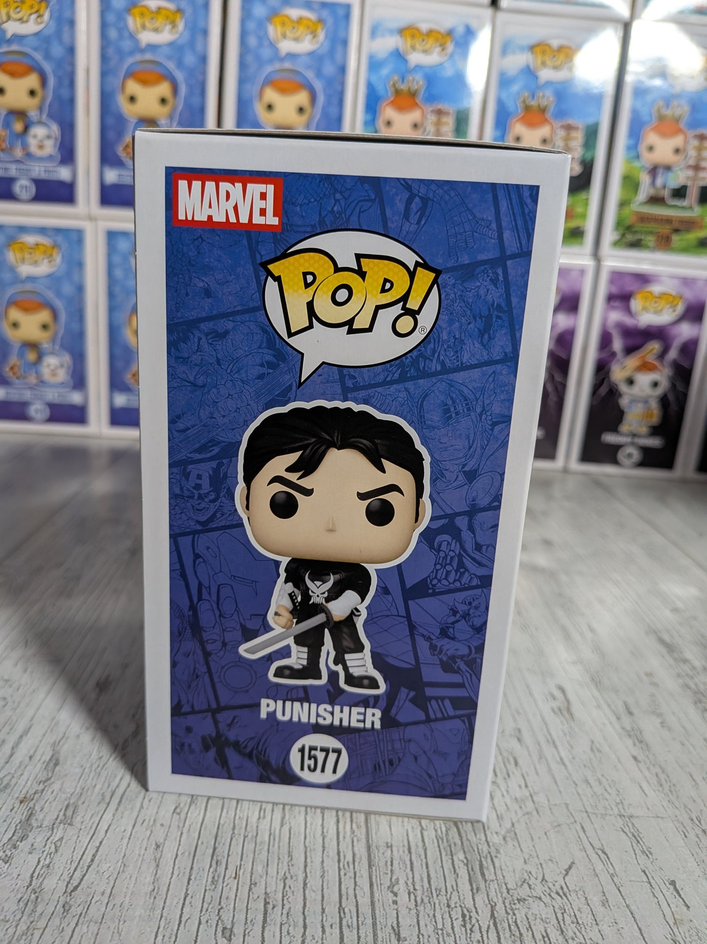Funko Pop Marvel #1577 – Punisher mit Schwert (ECCC2026/beschädigte Box)