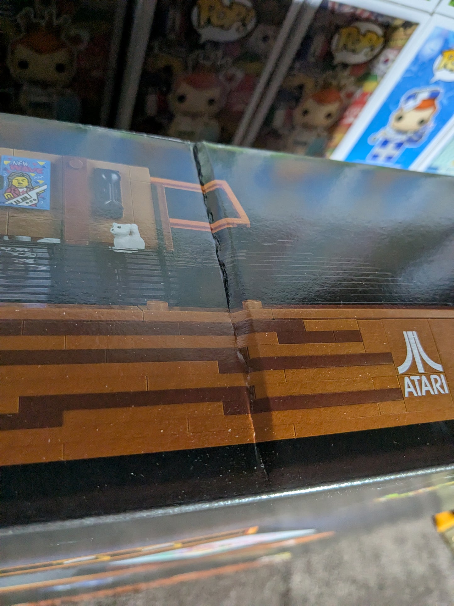 Lego 10306 : Atari Video Computer System (Damaged Box)