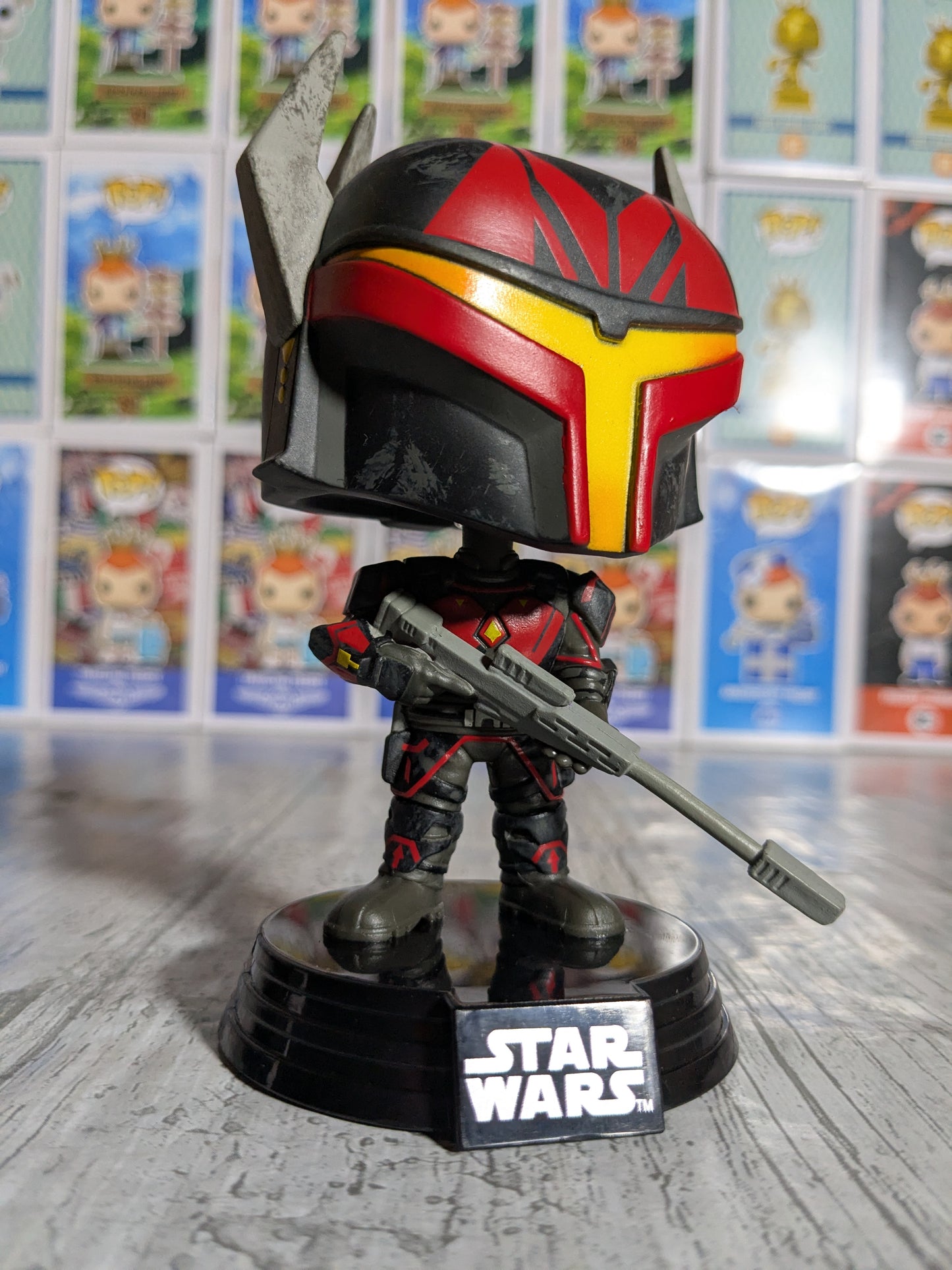 Funko pop : Darth Maul & Gar Saxon (Glow/Damaged Box/Opened)