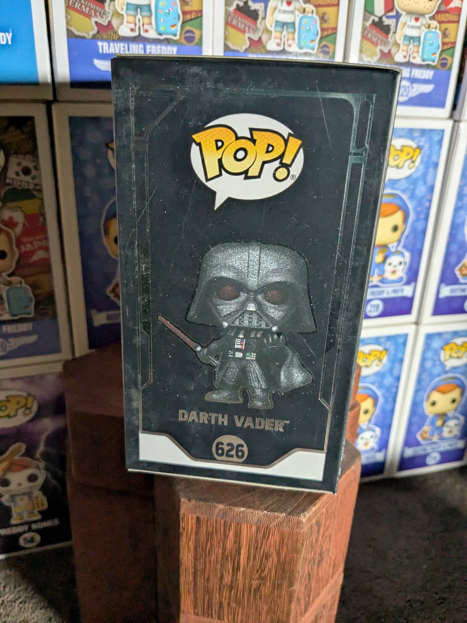 Funko pop 626 : Darth Vader (💎) - CapyToys