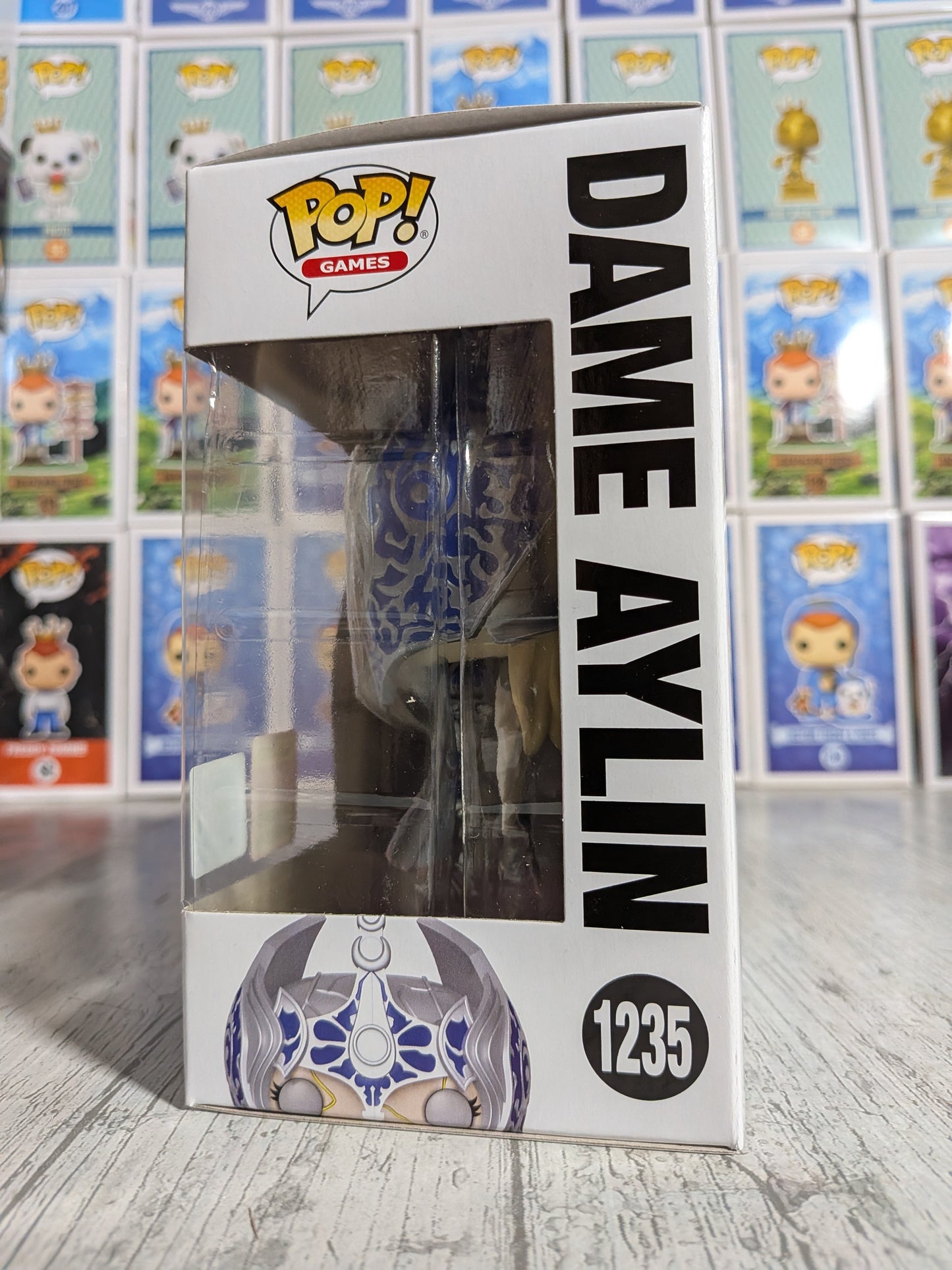 Funko Pop! Games #1235 - Dame Aylin (SC2026)