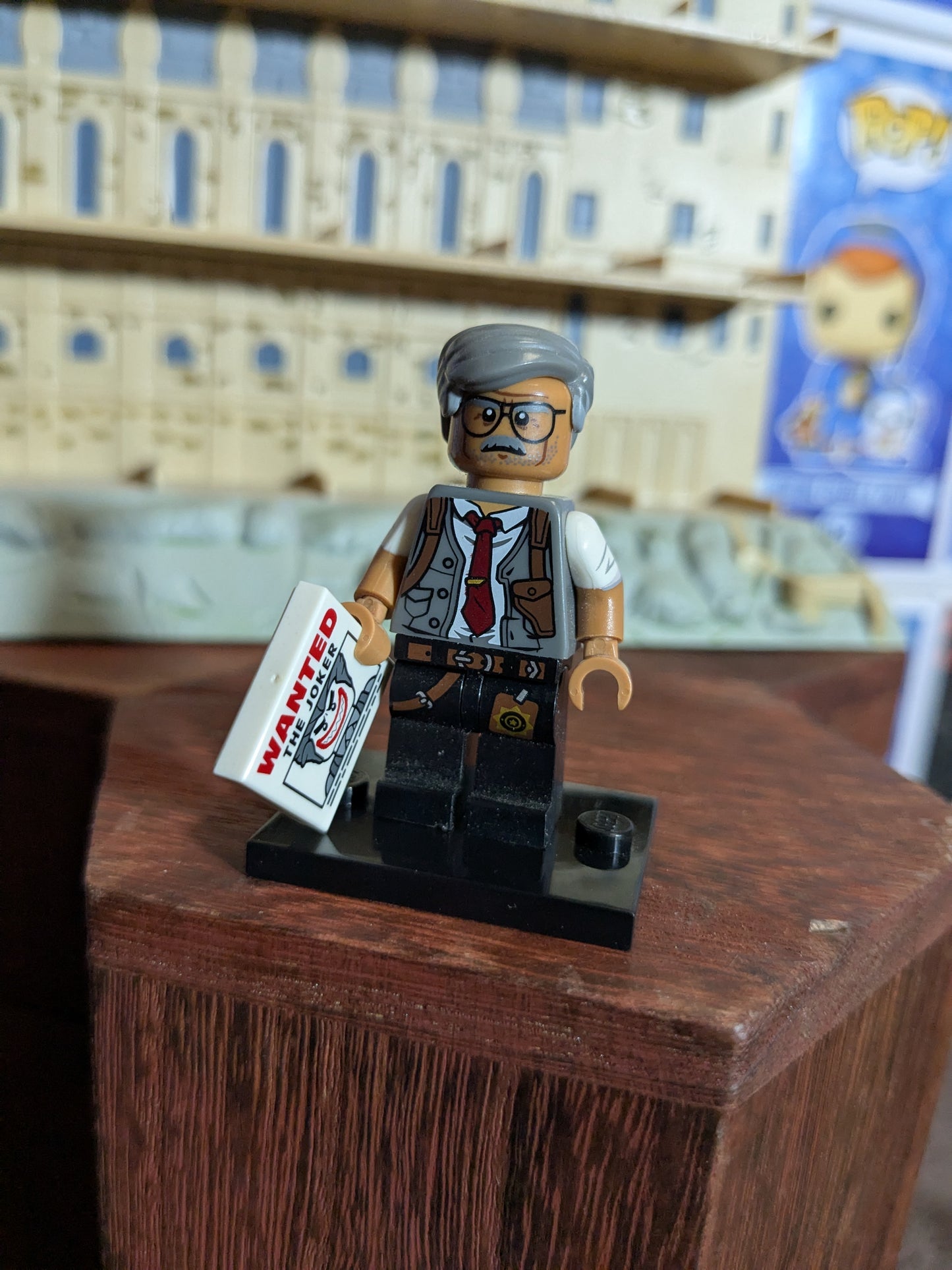Lego Minifigures : Commissioner Gordon