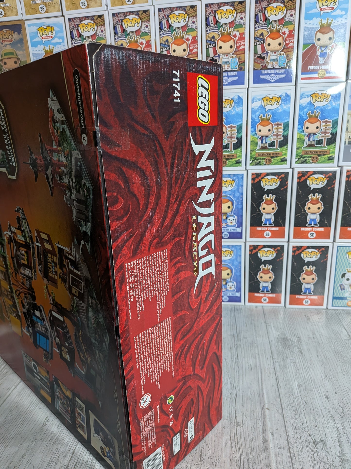 LEGO Ninjago Legacy #71741 - Die Gärten von Ninjago City