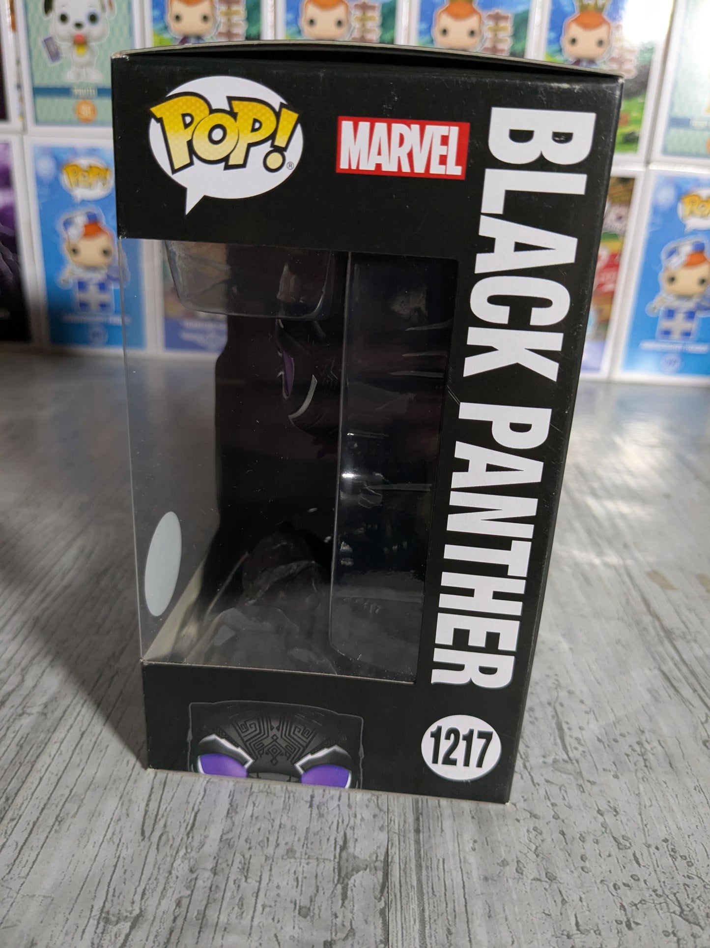 Funko pop 1217 : Black Panther (Lights and Sounds)